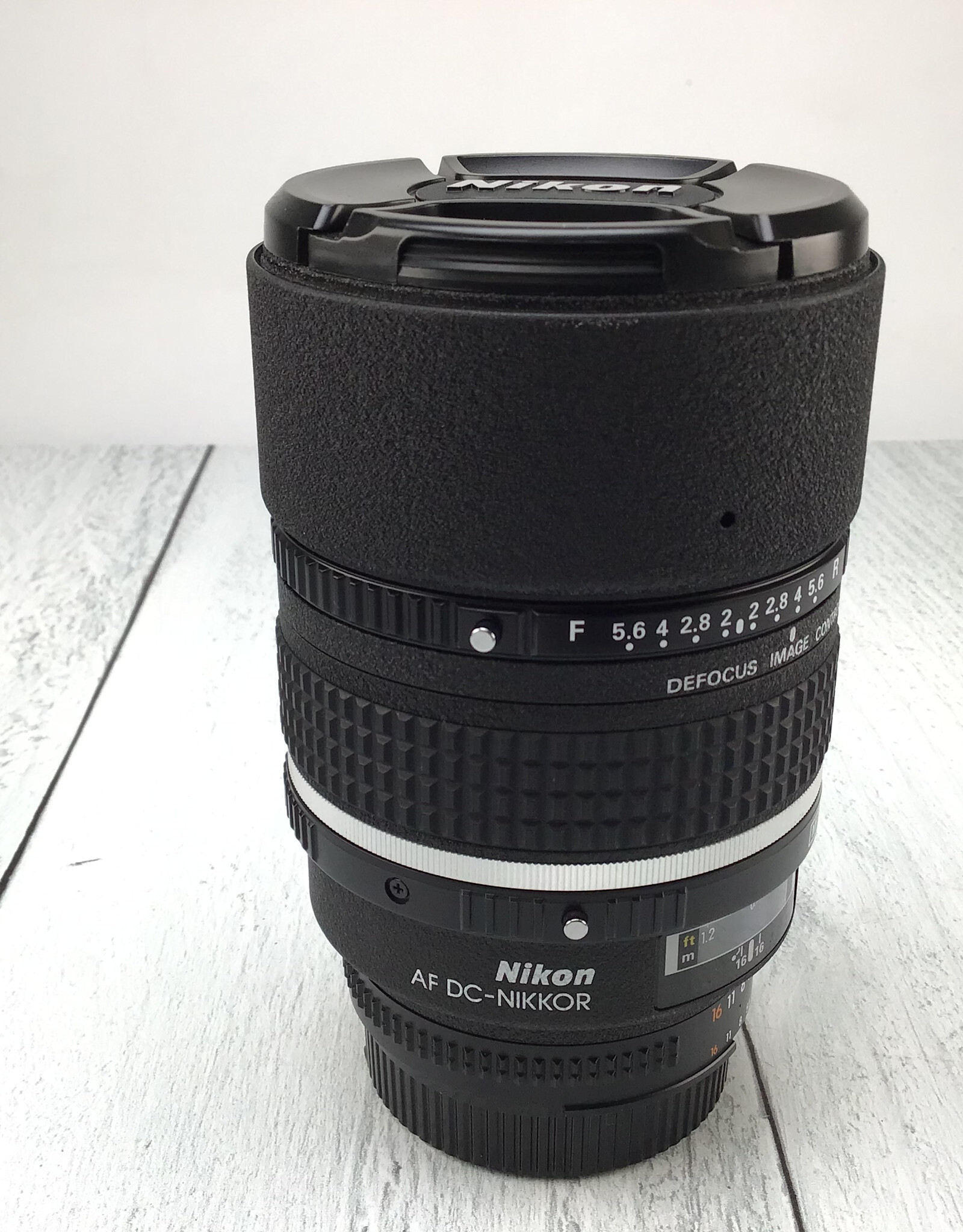 NIKON Nikon AF DC-Nikkor 105mm f2.8 D Defocus Image Control Lens Used Good