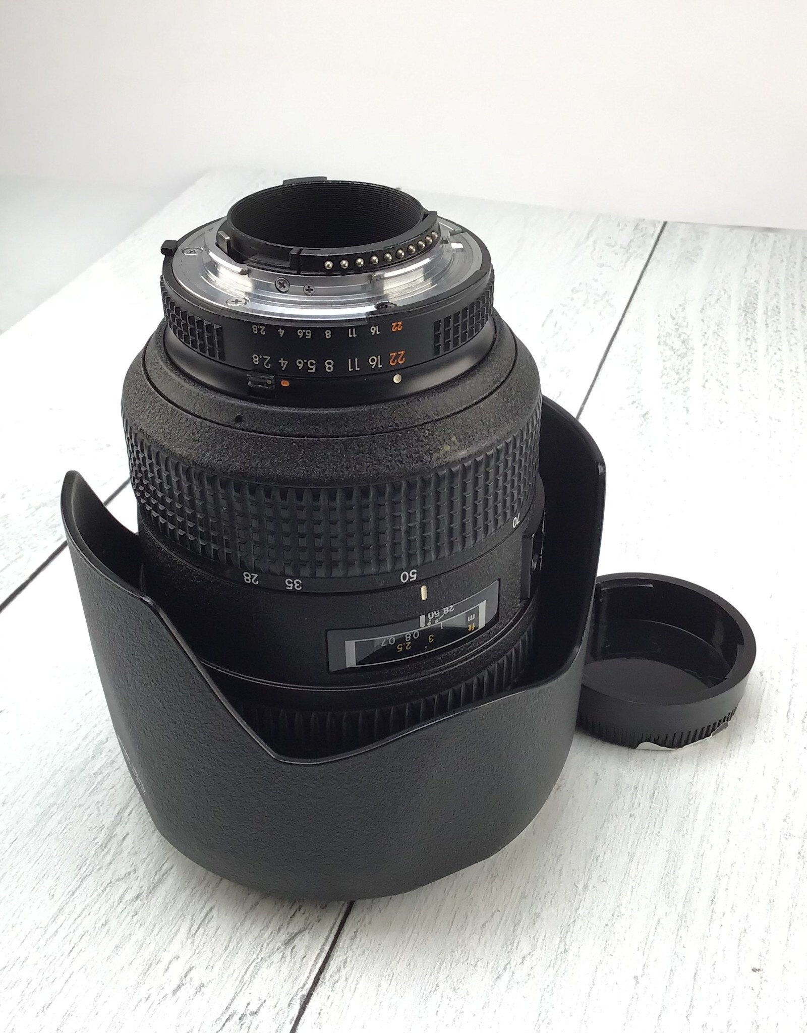 NIKON Nikon AF-S Nikkor 28-70mm f2.8 D Lens Used Good