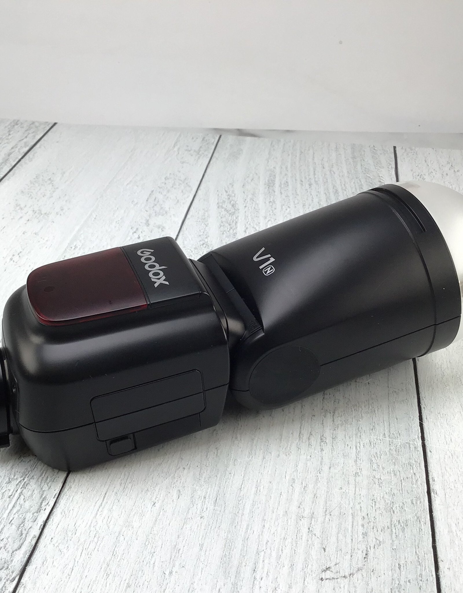 GODOX Godox V1N Flash for Nikon Used Good