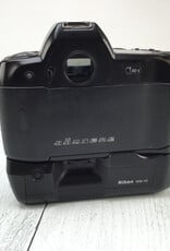 NIKON Nikon N90s Camera w/ MB10 Used Good