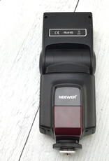 Neewer Neewer TT560 Flash Used Good