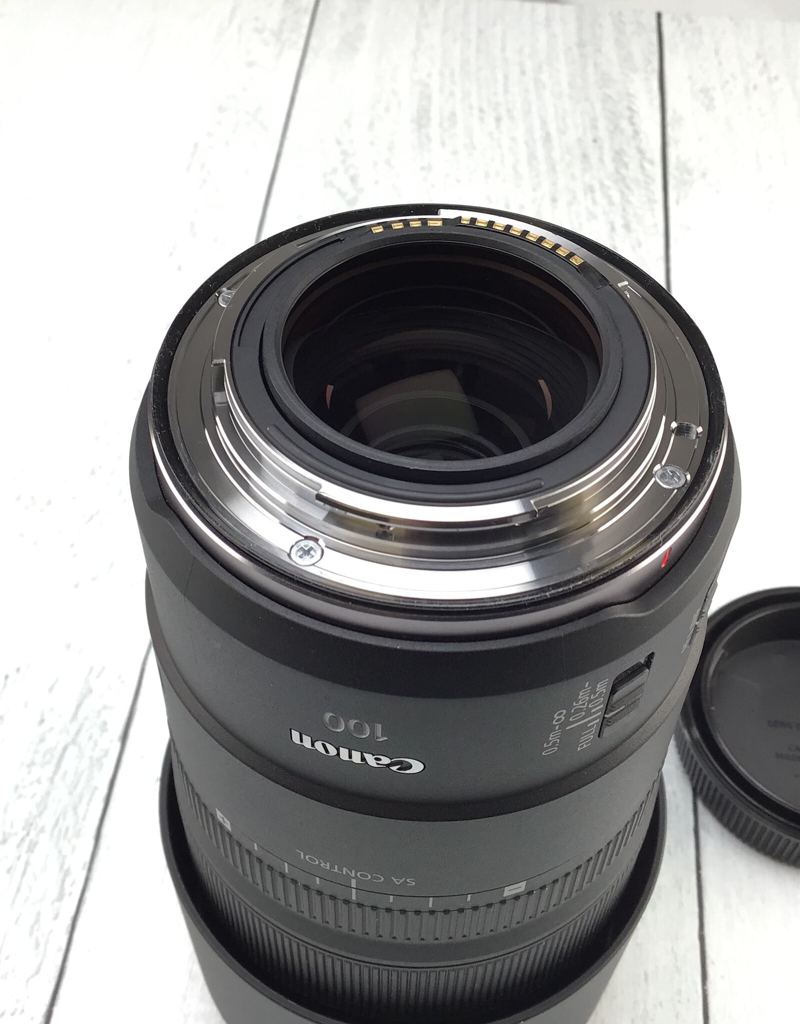 CANON Canon RF 100mm  F2.8 L Macro IS USM Lens Used Good