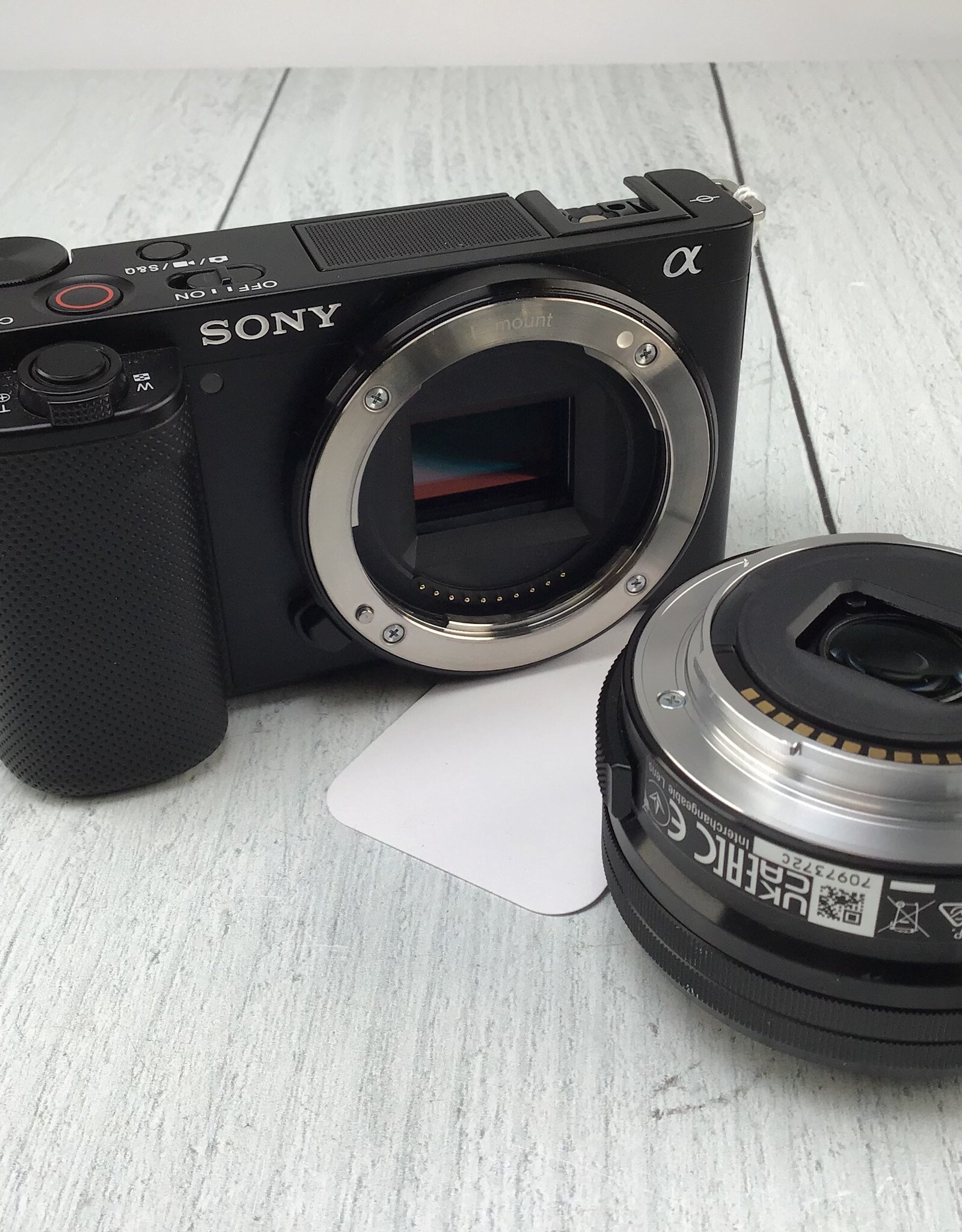 SONY Sony ZV-E10 Camera w/ 16-50mm Used Good