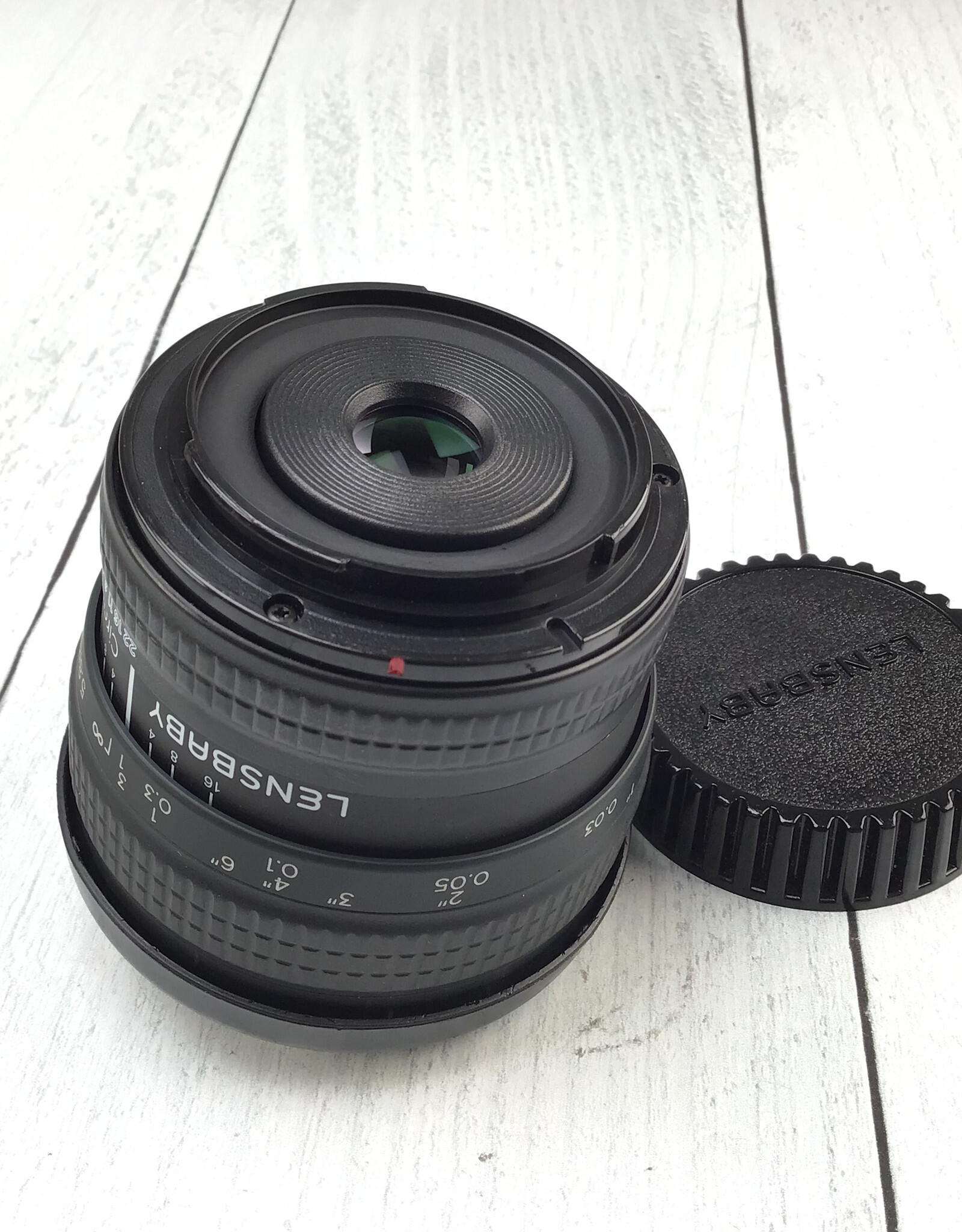 Lensbaby Lensbaby Circular Fisheye 5.8mm f3.5 Lens in Box for Canon EF Used Good