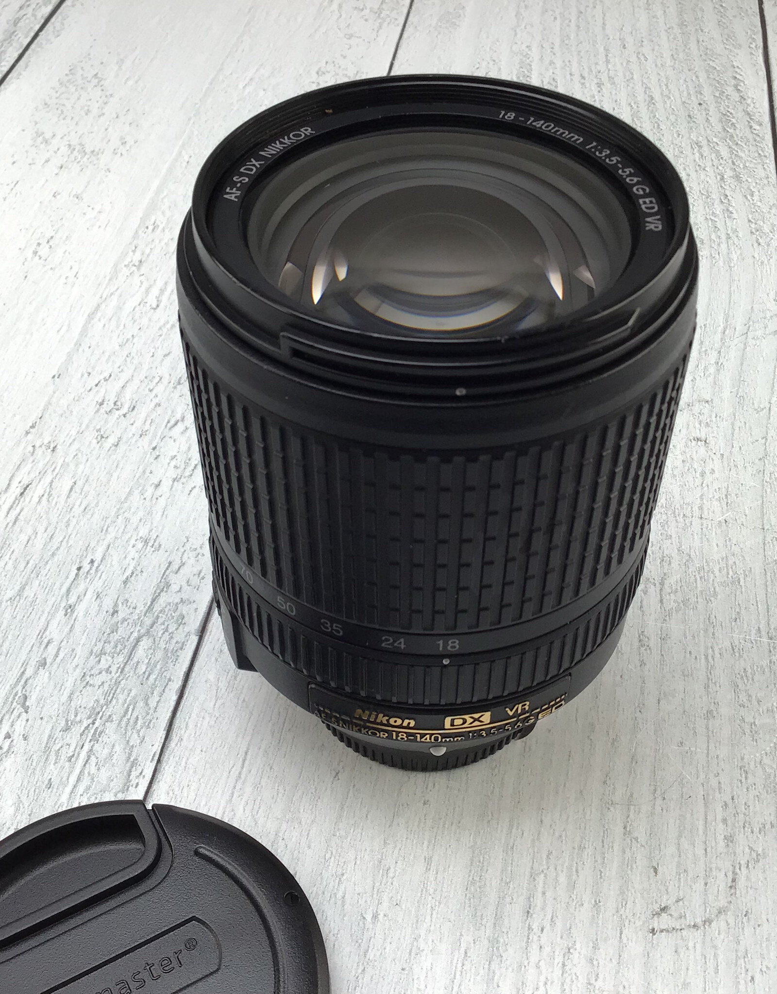 NIKON Nikon AF-S DX Nikkor 18-140mm f3.5-5.6 G ED VR Lens Used Good