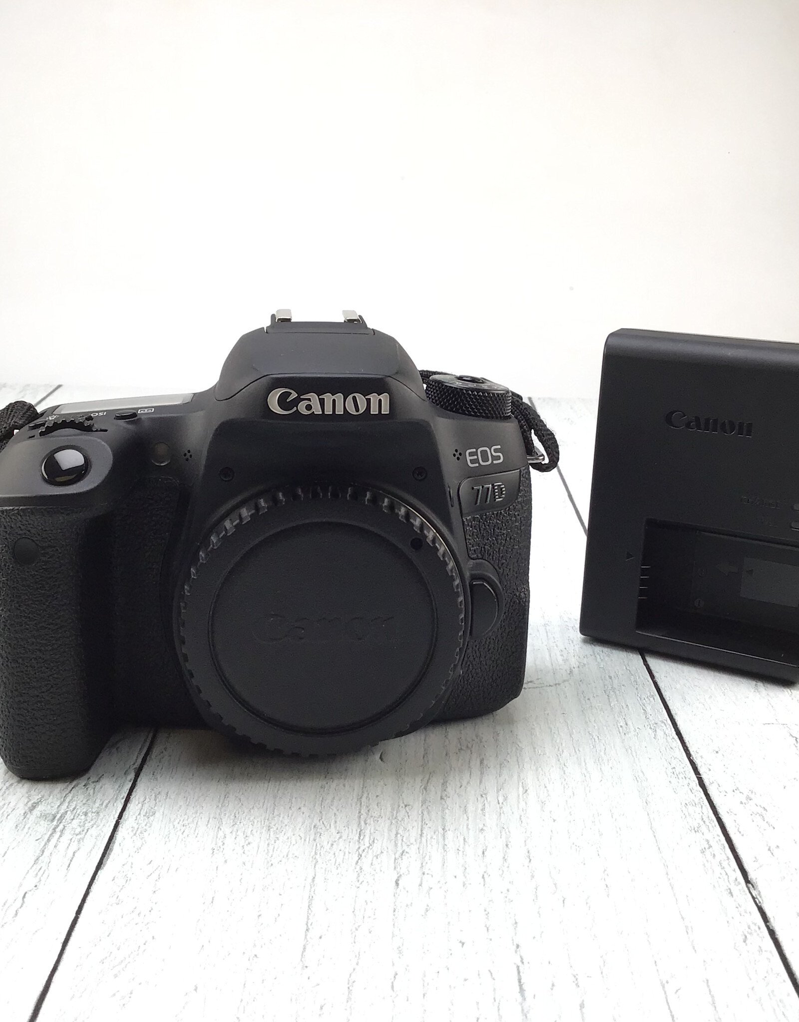 CANON Canon EOS 77D Camera Body Used Good