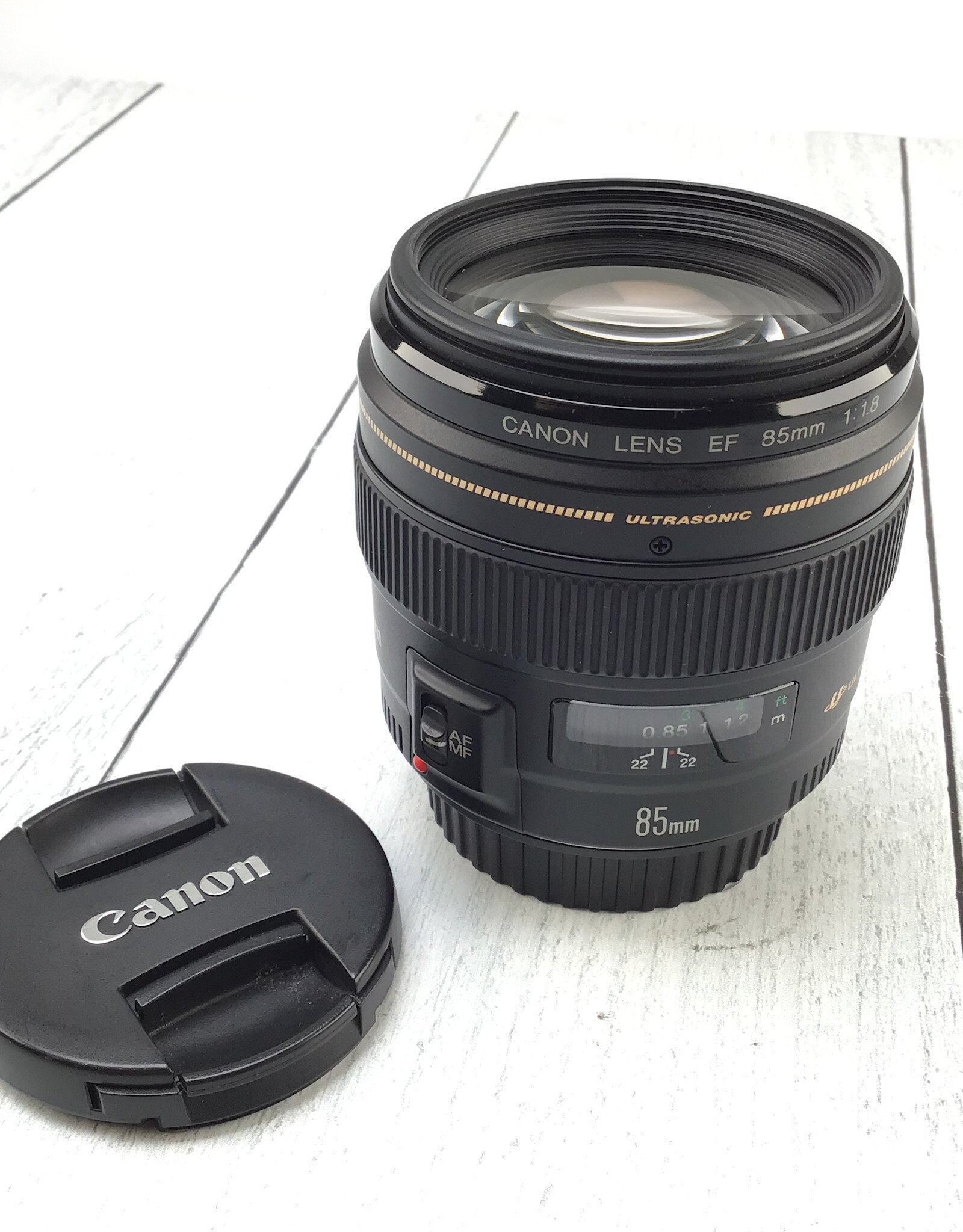 CANON Canon EF 85mm f1.8 USM Lens Used Good