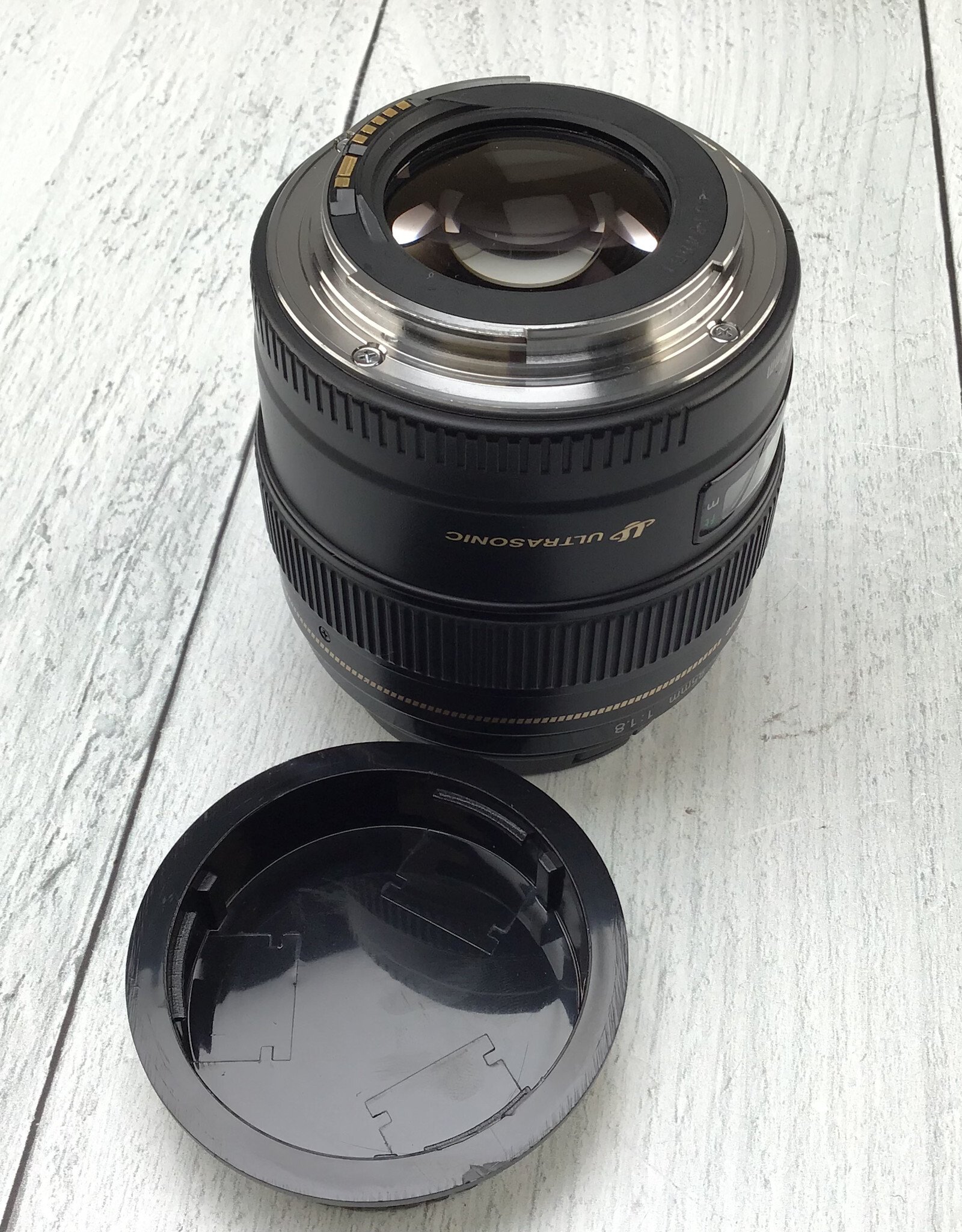CANON Canon EF 85mm f1.8 USM Lens Used Fair