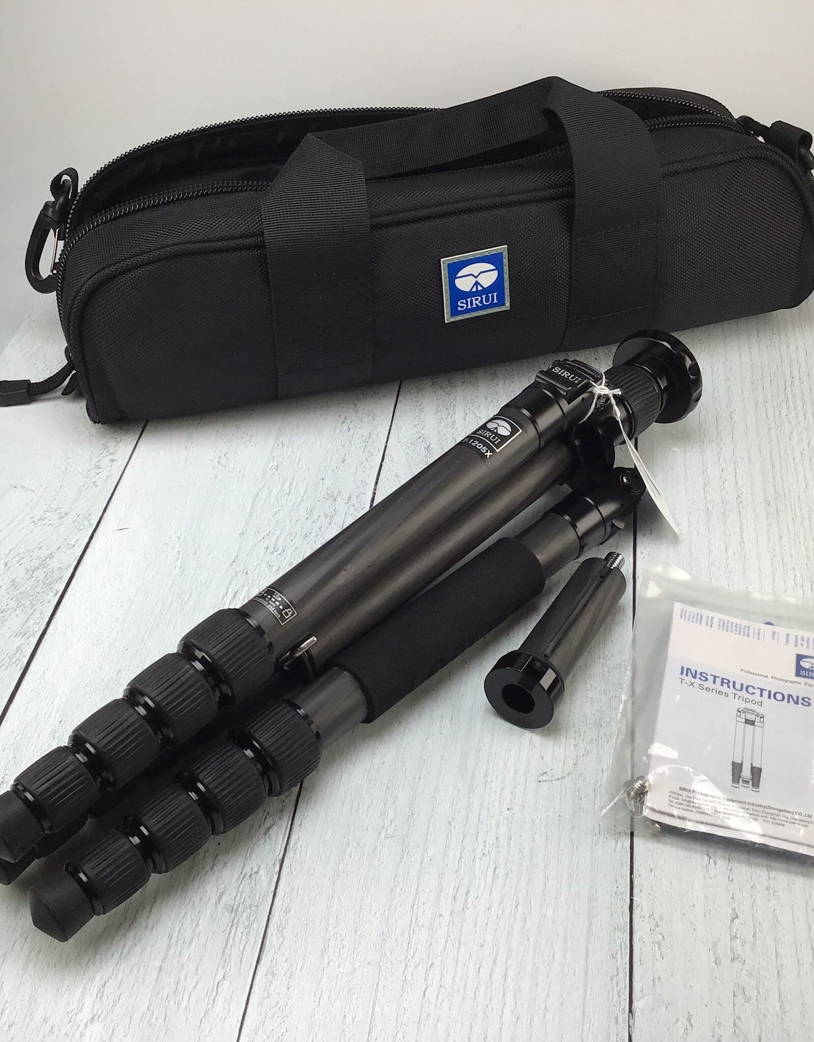 Sirui T-1205X Carbon Fiber Tripod Used Good