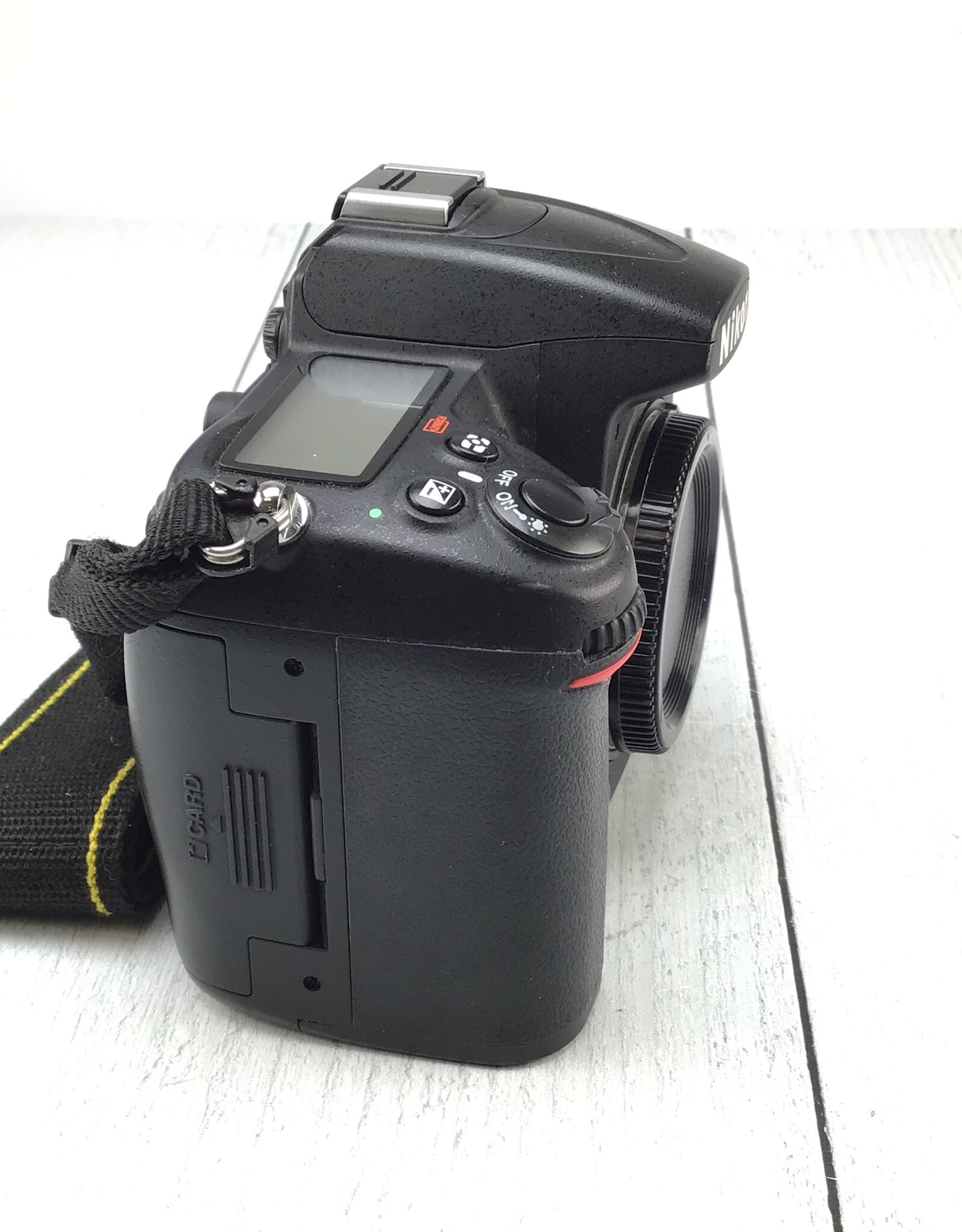 NIKON Nikon D7000 Camera Body No Charger Used Good