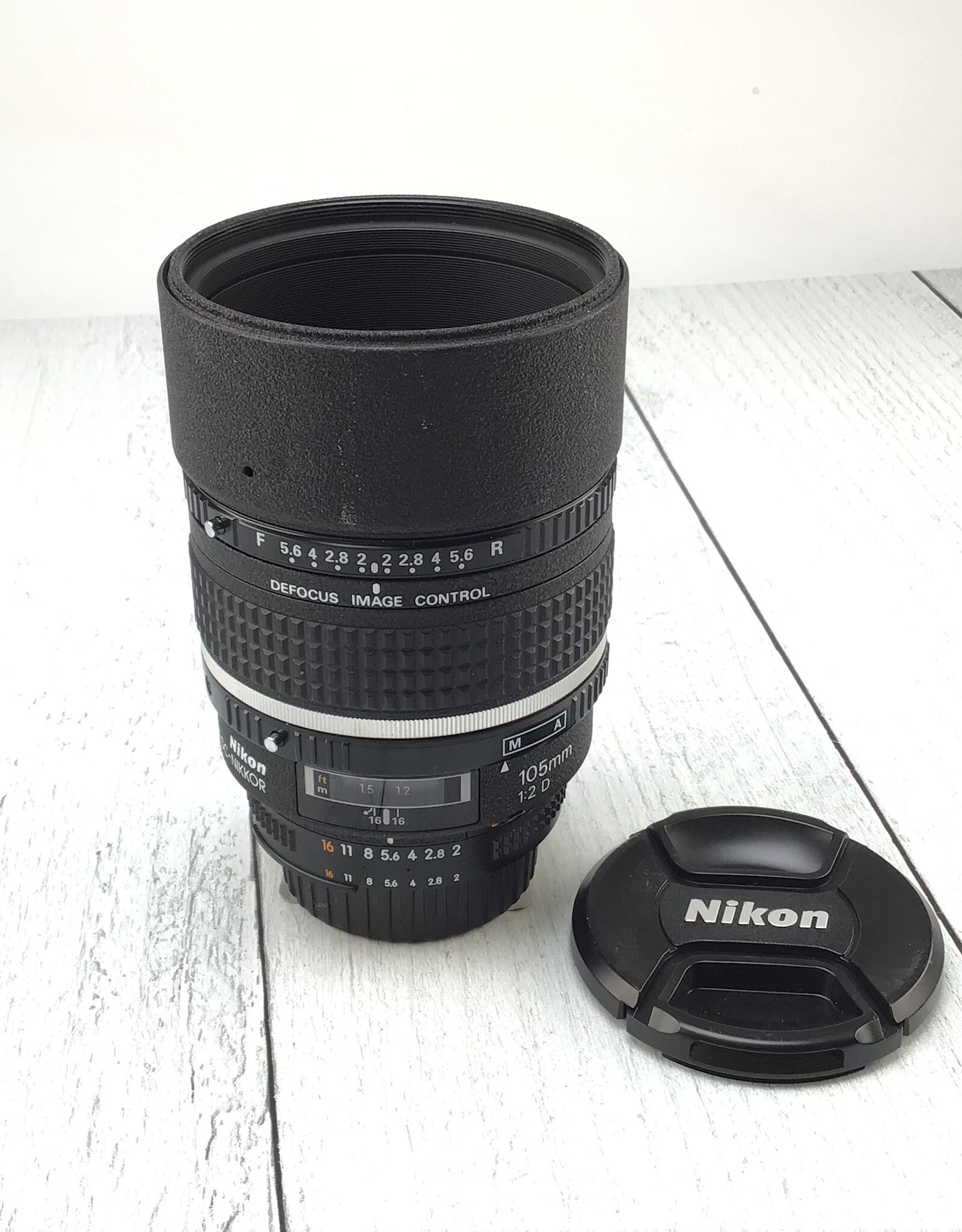 NIKON Nikon AF DC-Nikkor 105mm f2.0 D Defocus Image Control Lens Used Good