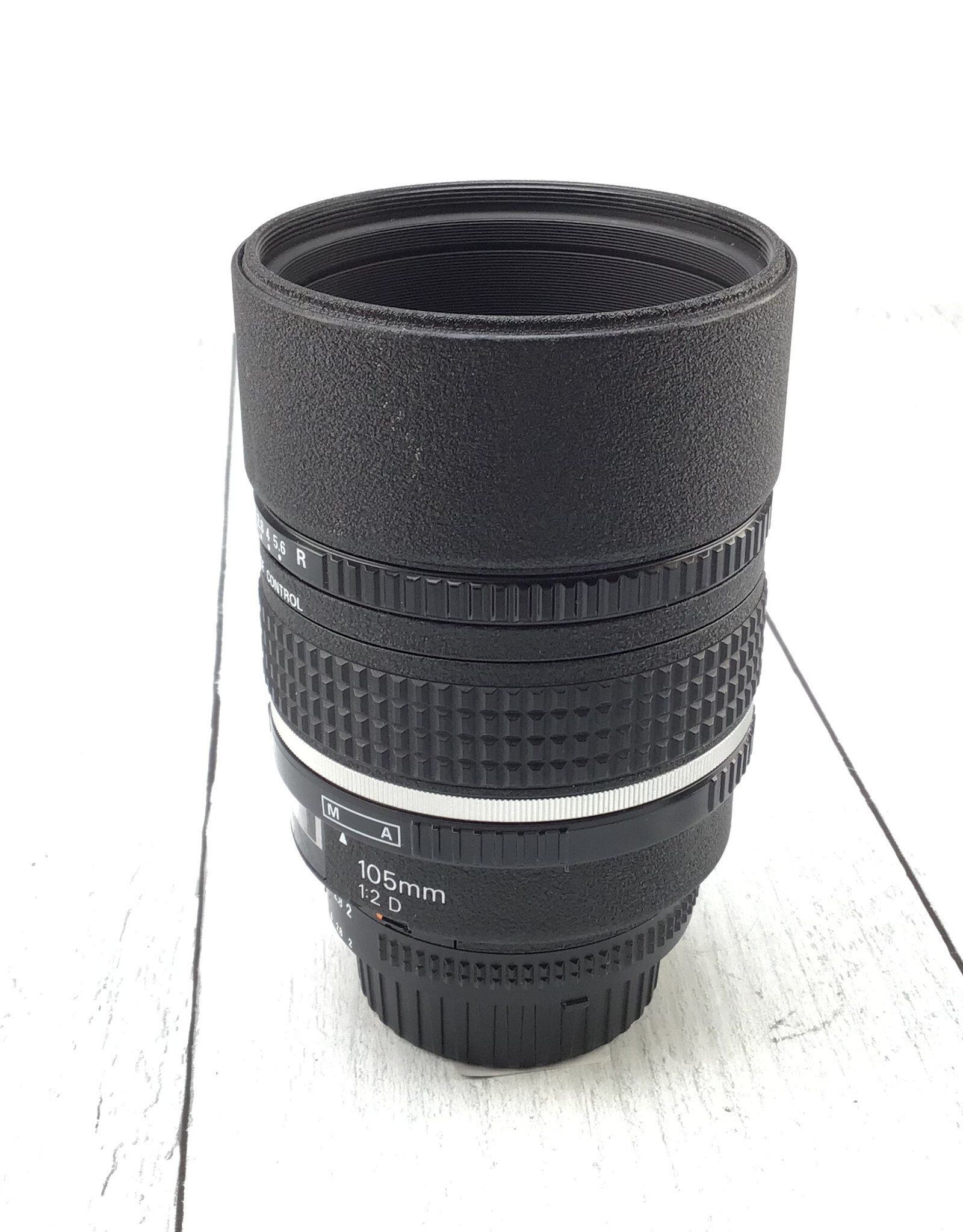NIKON Nikon AF DC-Nikkor 105mm f2.0 D Defocus Image Control Lens Used Good