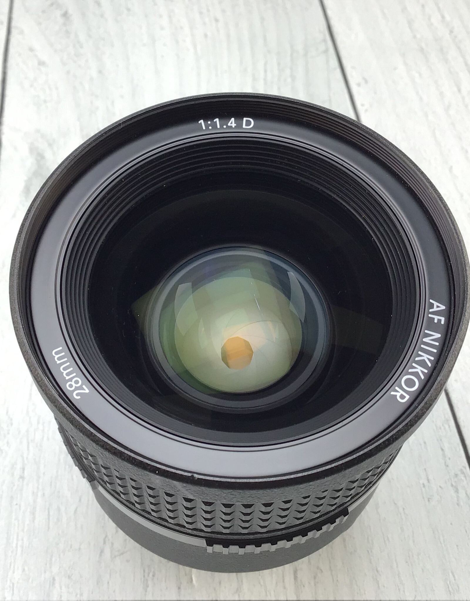 NIKON Nikon AF Nikkor 28mm f1.4 D Lens Scratch Rear Element Used BGN