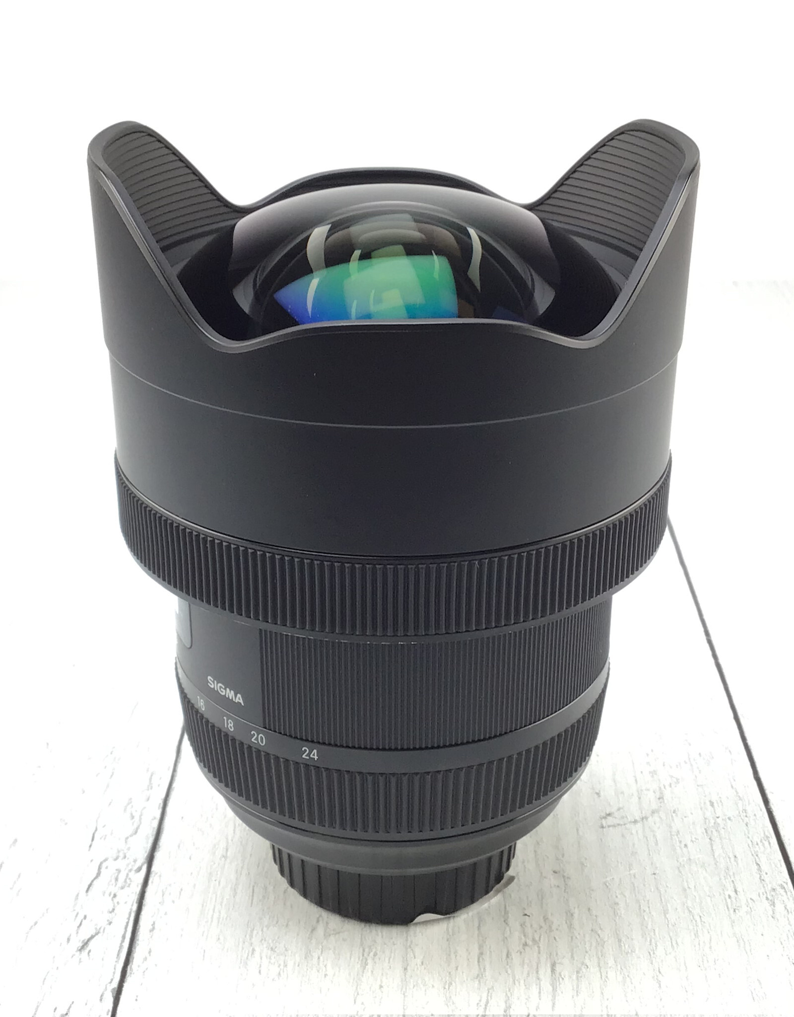 NIKON Sigma Art 12-24mm f4 DG Lens for Nikon w/ Case Used Good