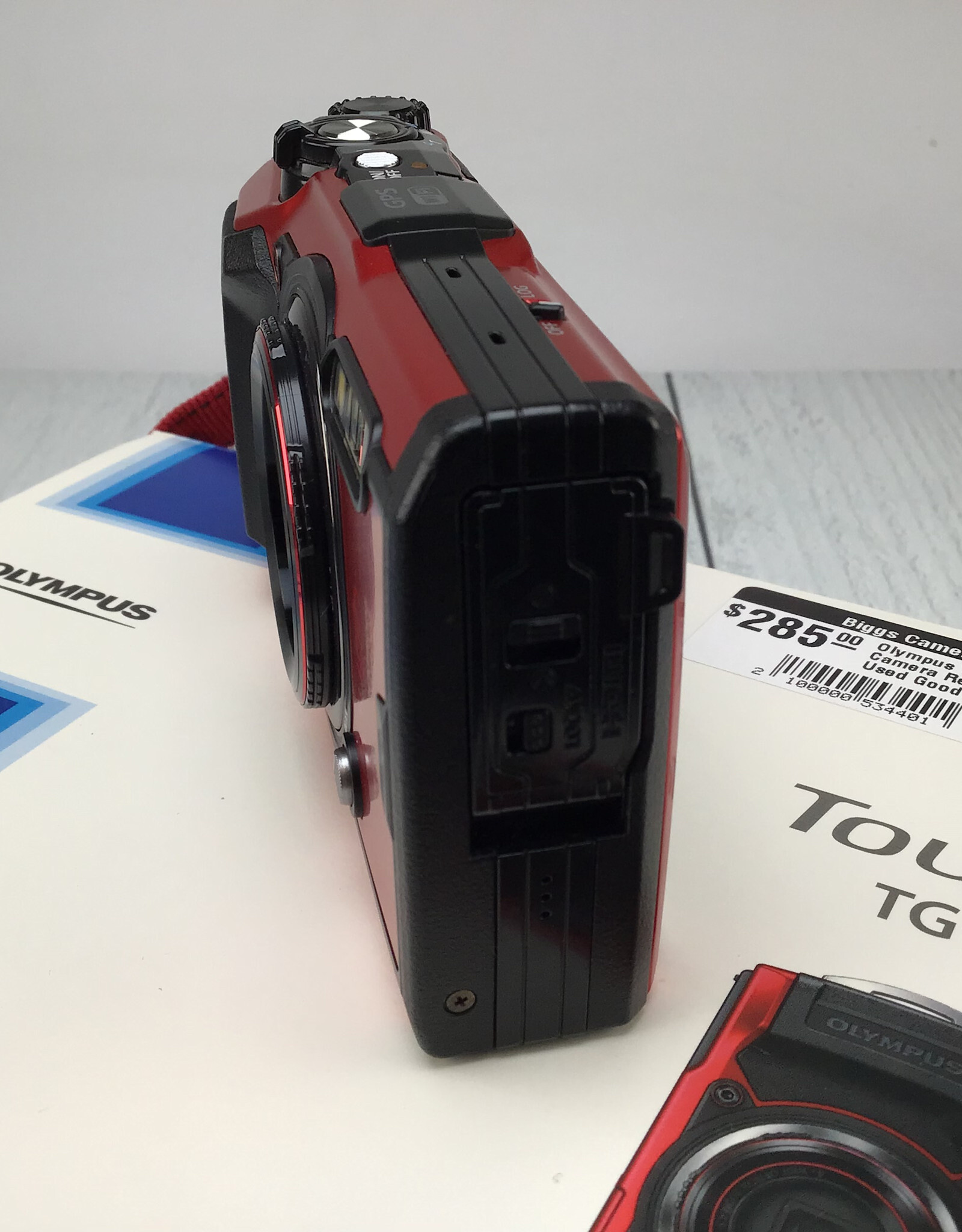 OLYMPUS Olympus Tough TG-6 Camera Red in Box Used Good