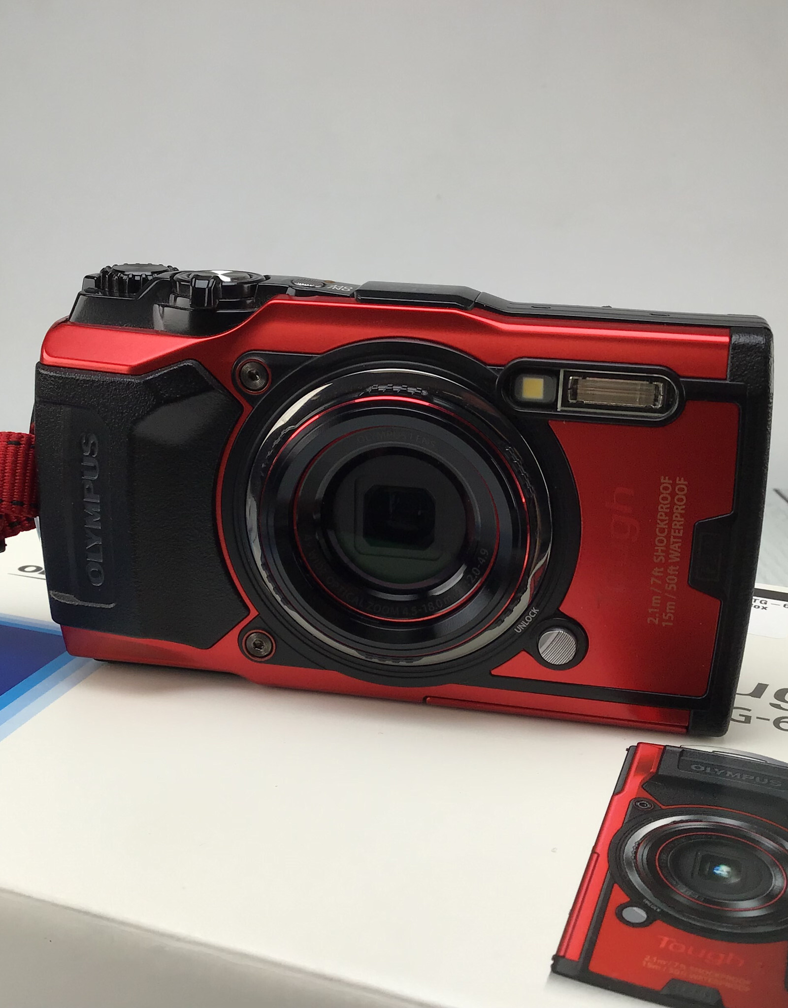 OLYMPUS Olympus Tough TG-6 Camera Red in Box Used Good