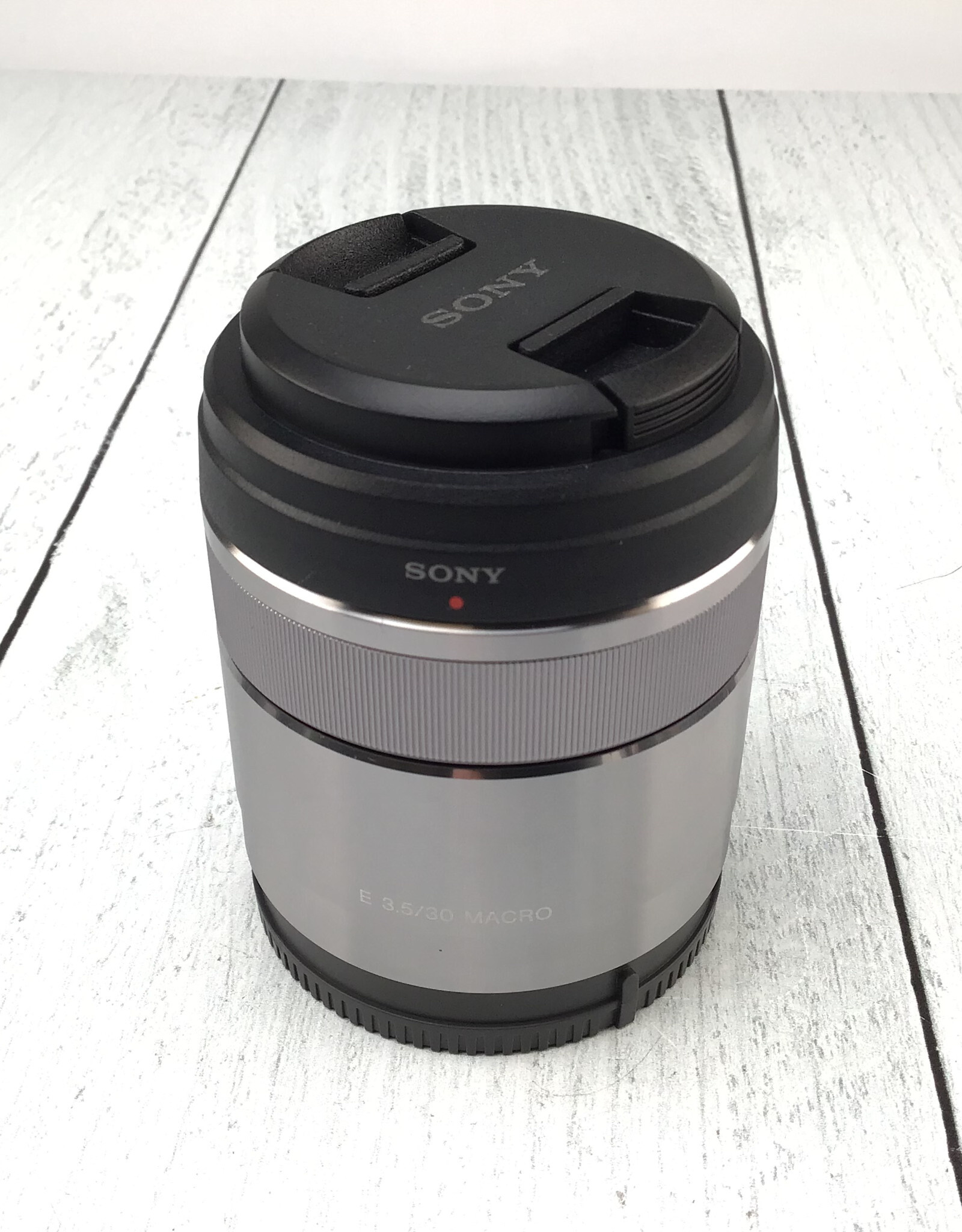 SONY Sony E 30mm f3.5 Macro Lens Used Good