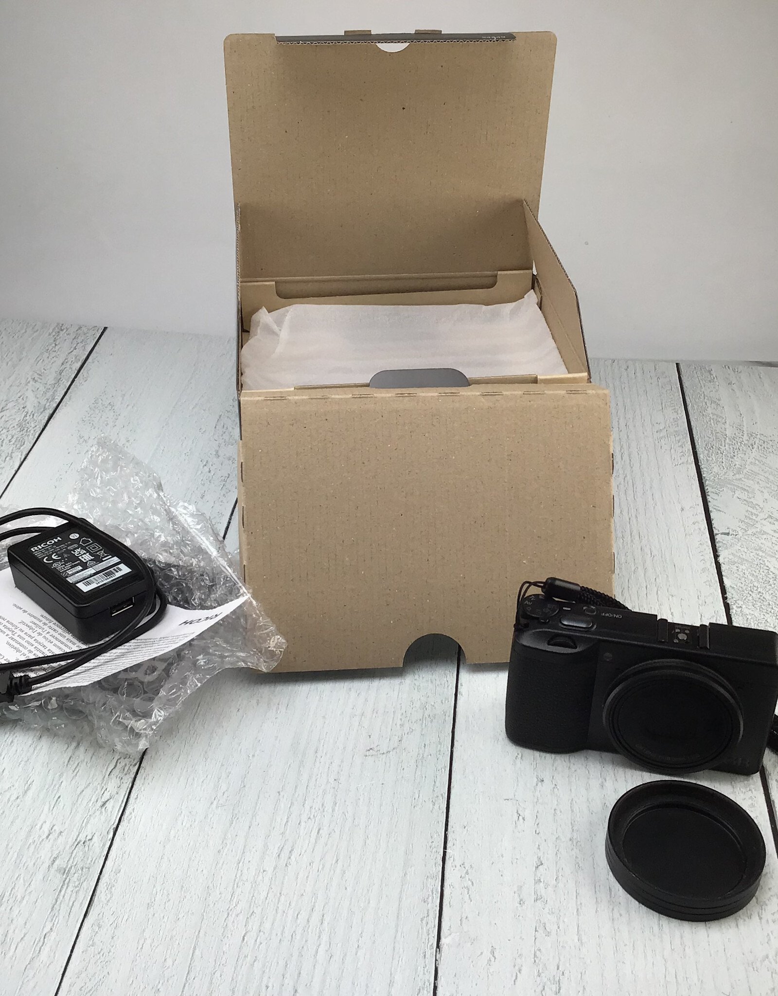 Ricoh Ricoh GR III HDF Camera in Box Used EX