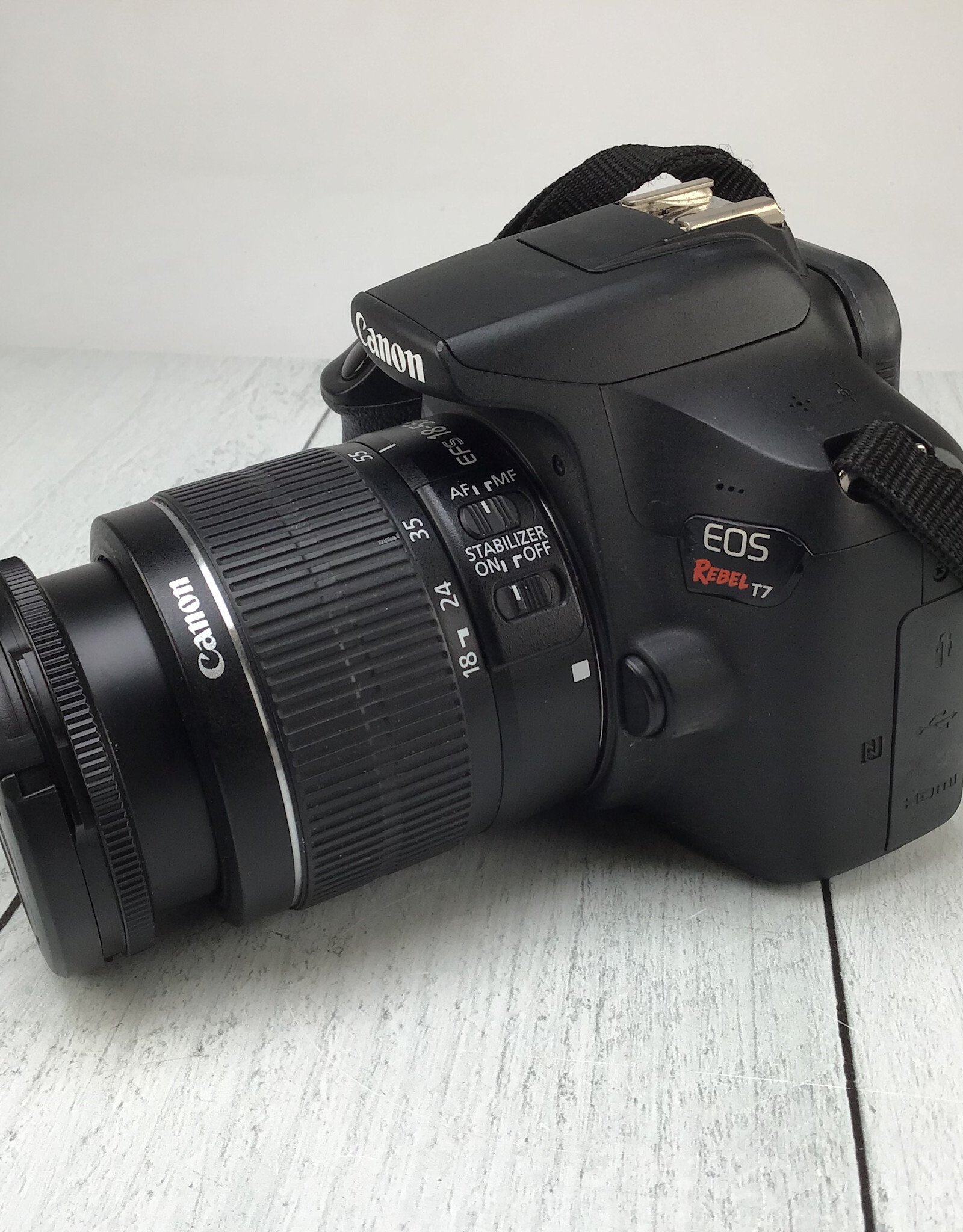 CANON Canon Rebel T7 Camera w/ 18-55mm IS II Used Good