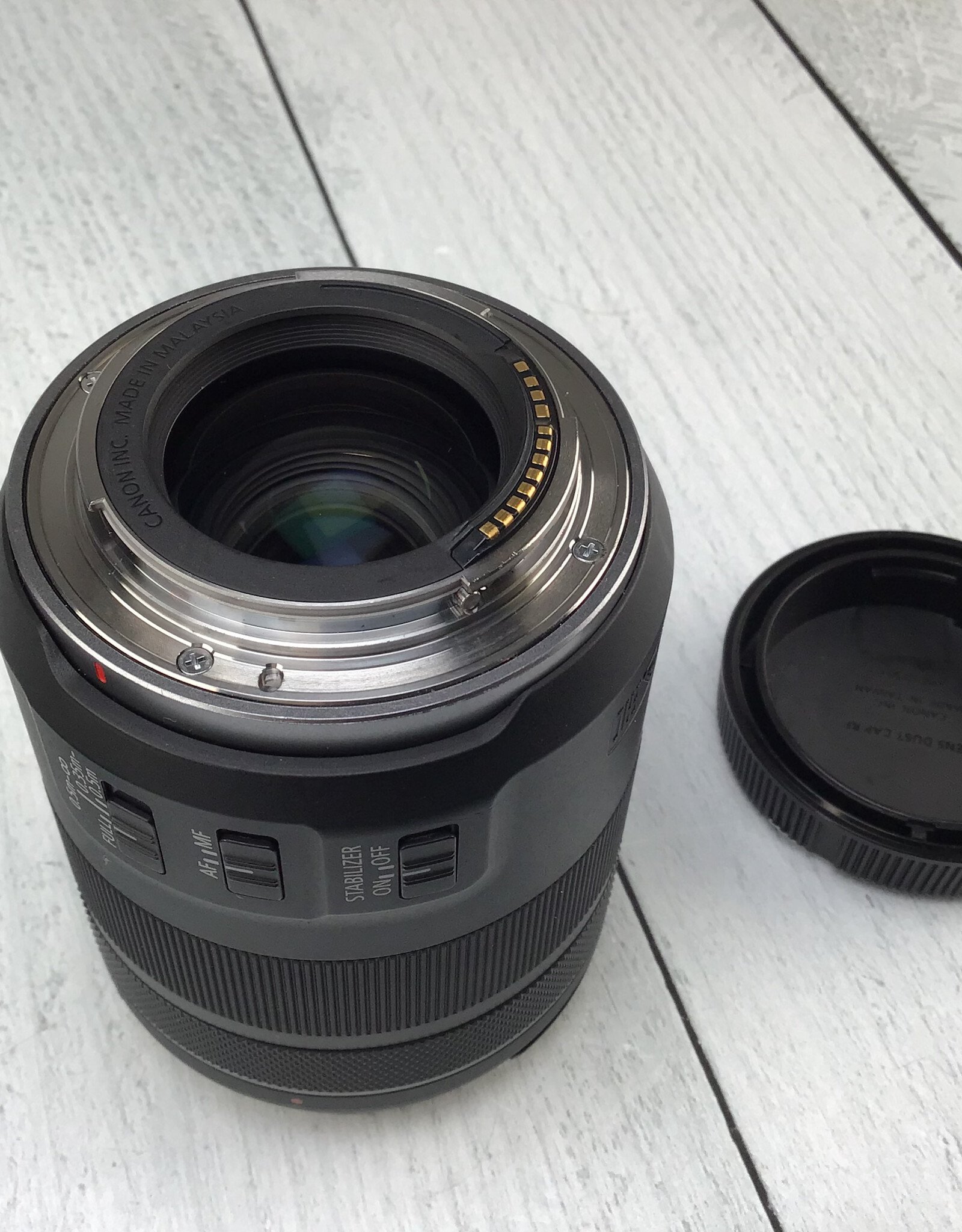 CANON Canon RF 85mm f2 Macro IS STM Lens Used Good