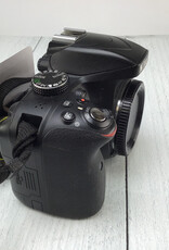 NIKON Nikon D3300 Camera Body No Charger Used Good