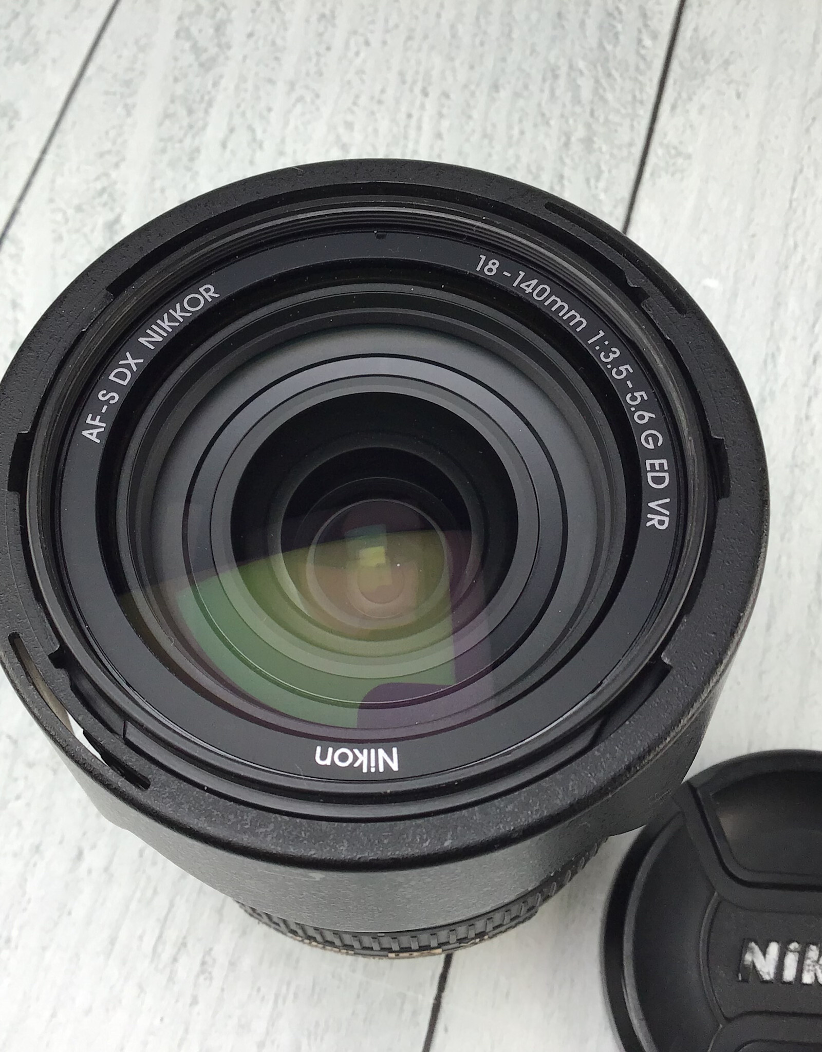 NIKON Nikon AF-S DX Nikkor 18-140mm f3.5-5.6 VR Lens USed Good