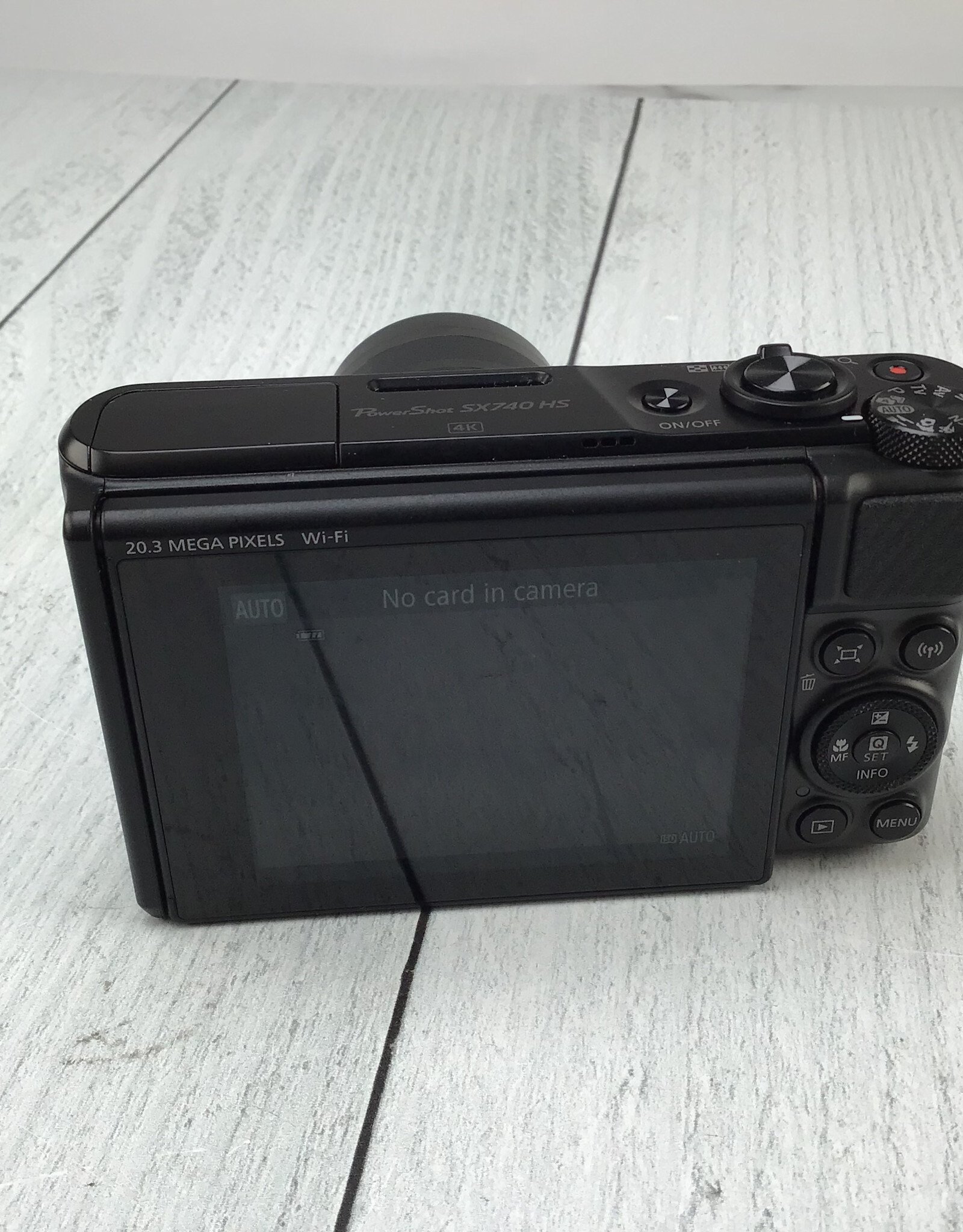 CANON Canon SX740 HS Camera w/ Rubber Cover Used Good