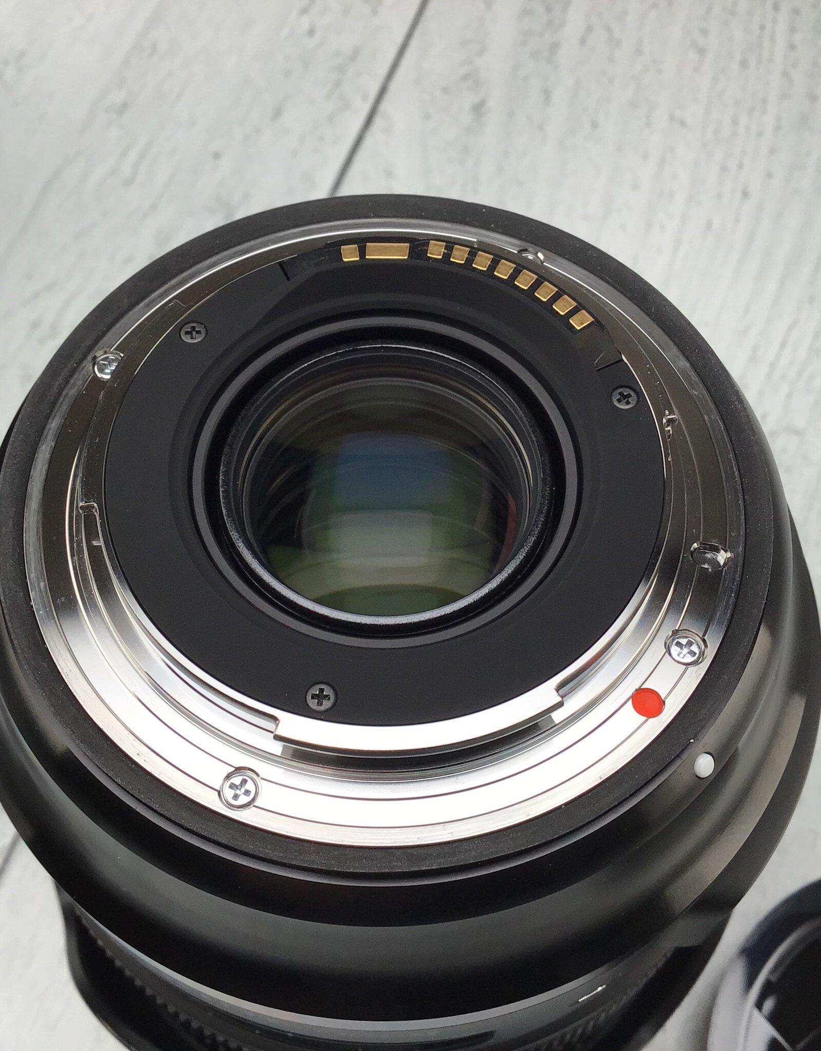 SIGMA Sigma Art 24-70mm f2.8 DG Lens for Canon in Box Used Good