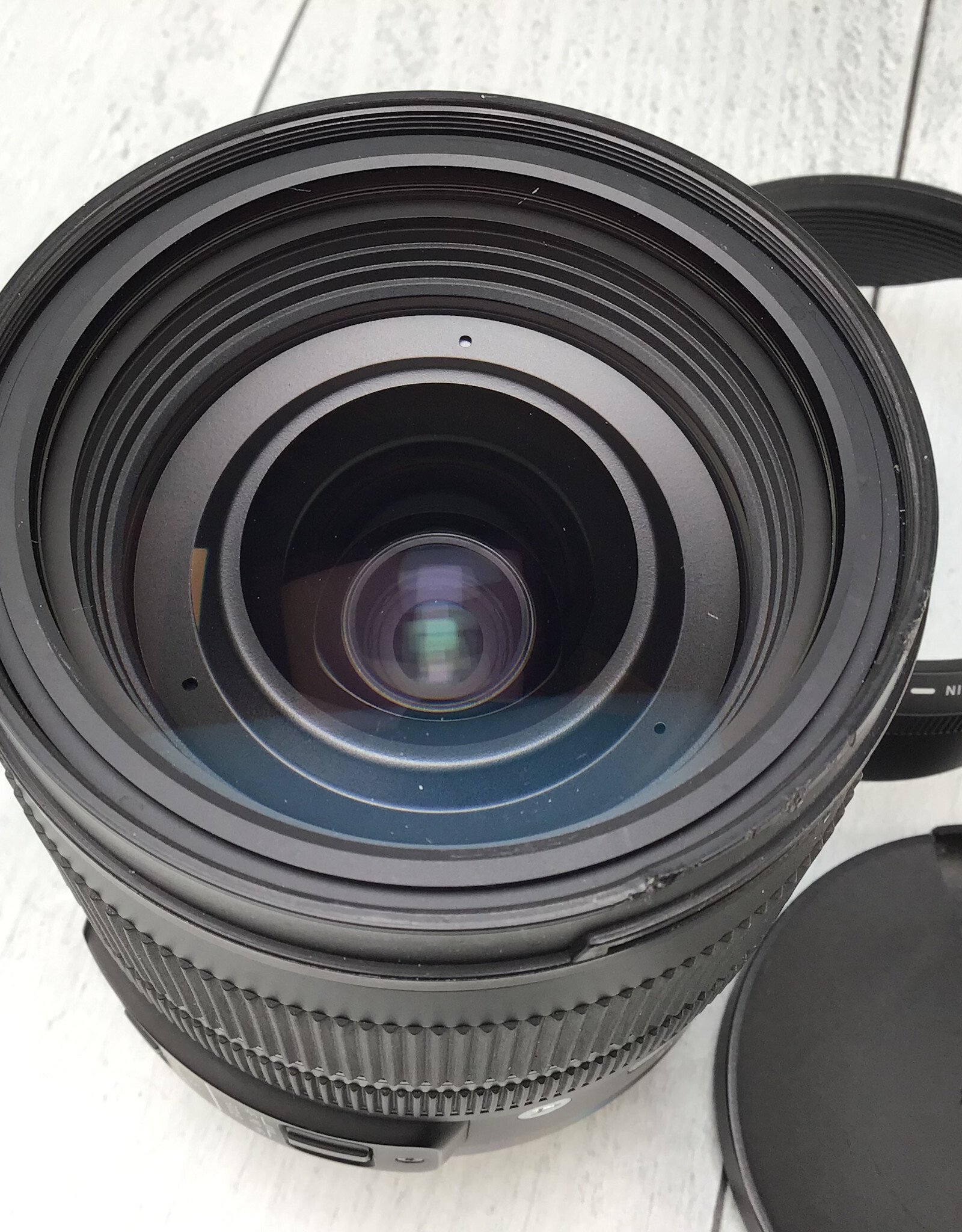 SIGMA Sigma Art 24-70mm f2.8 DG Lens for Canon in Box Used Good