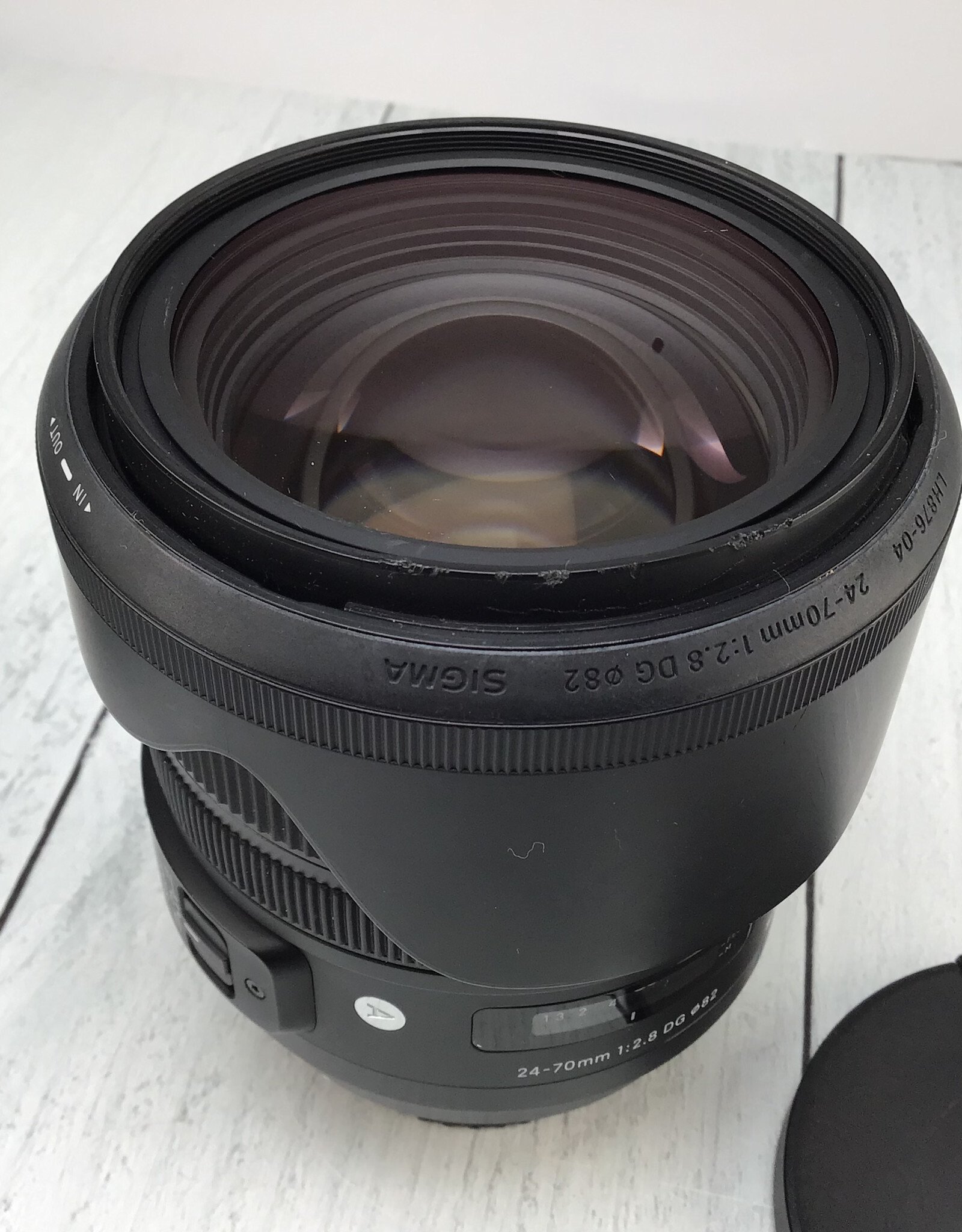 SIGMA Sigma Art 24-70mm f2.8 DG Lens for Canon in Box Used Good