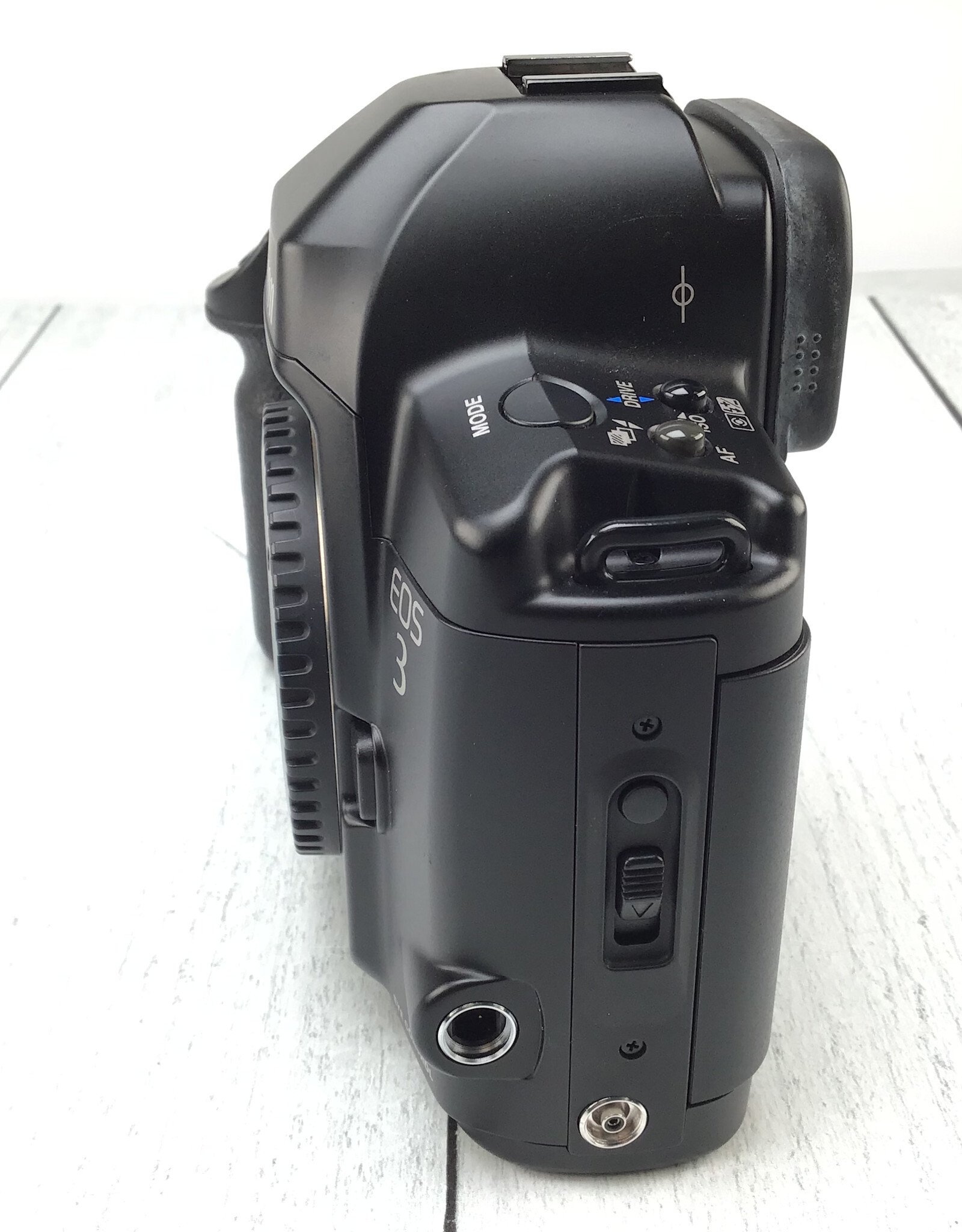 CANON Canon EOS 3 Camera Body Used Good