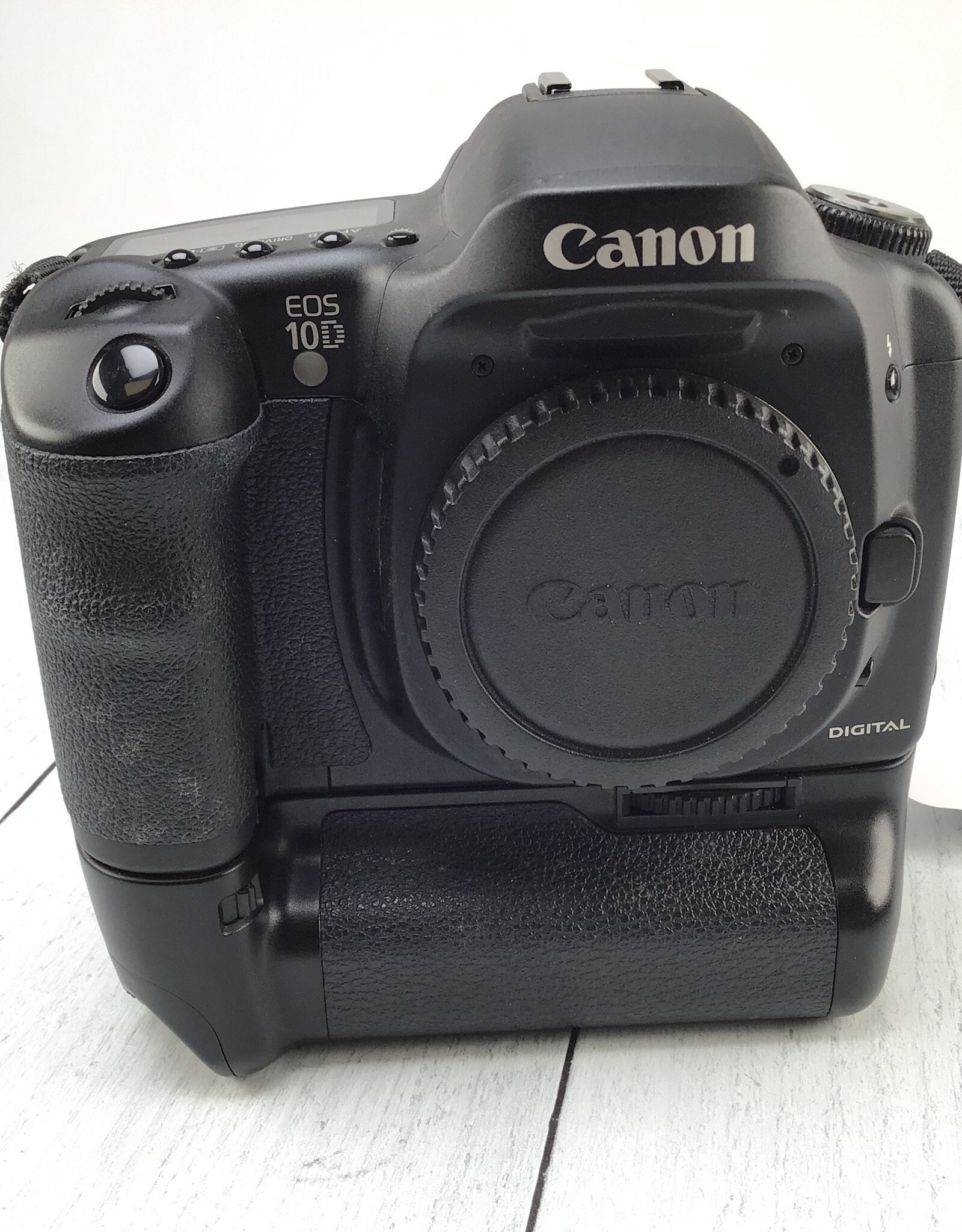 CANON Canon EOS 10D Camera w/ Grip No Charger Used Good