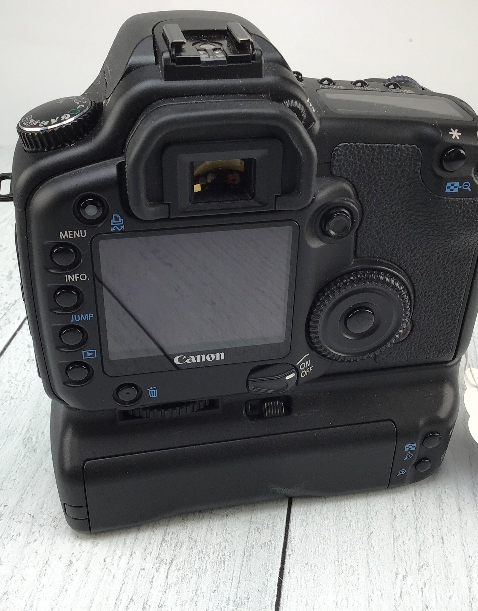 CANON Canon EOS 30D Camera w/ BG-E2 Grip Used Good