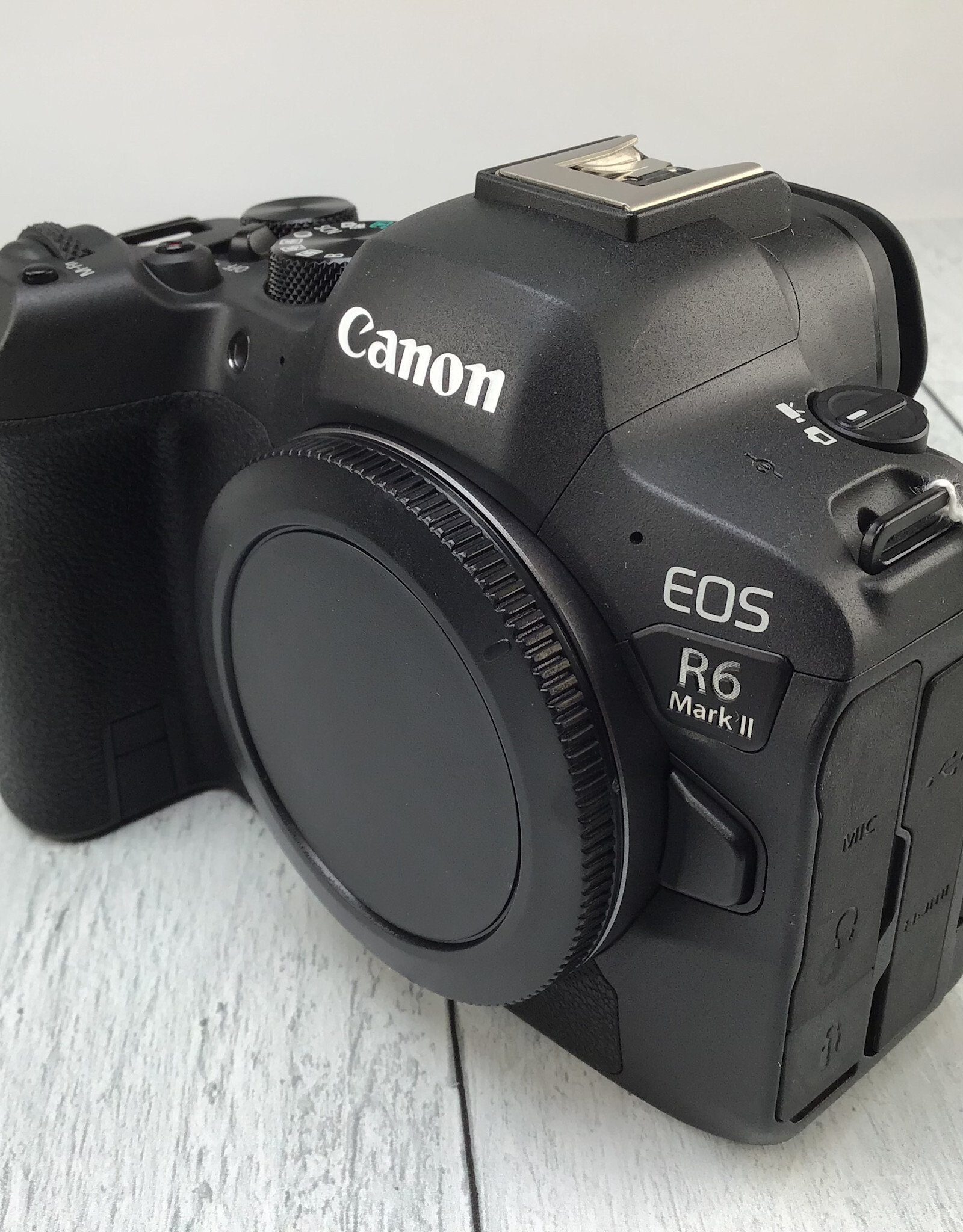 CANON Canon R6 Mark II Camera Body Used Good