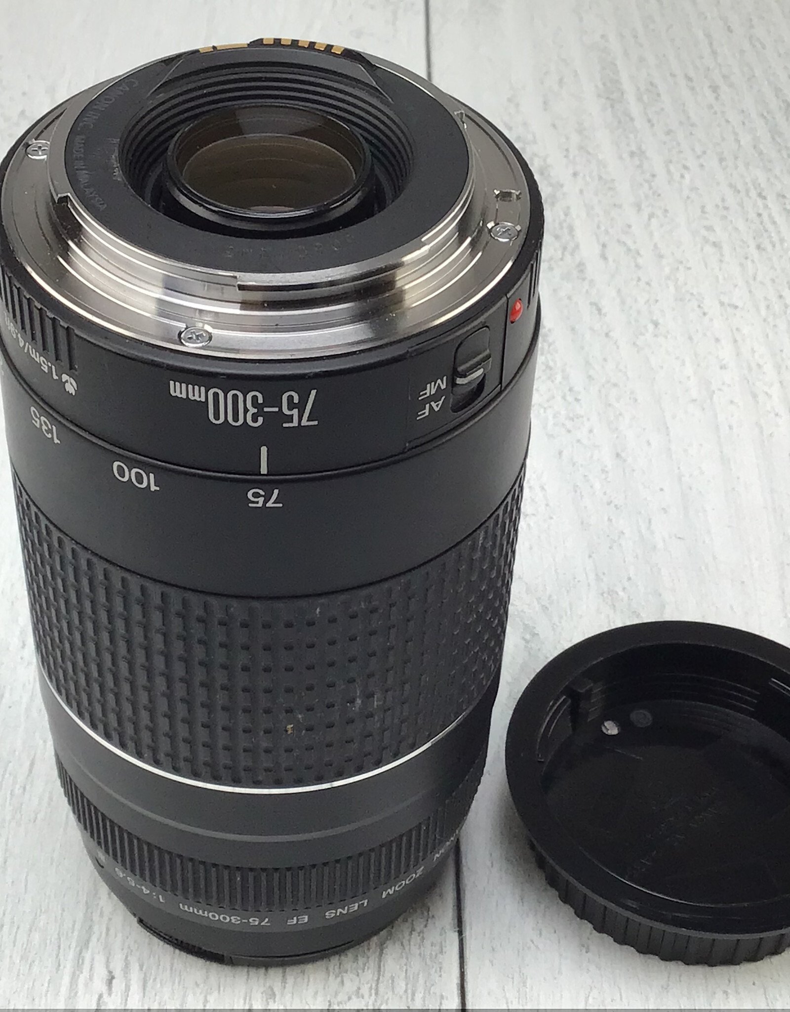 CANON Canon EF 75-300mm f4-5.6 III Lens Used BGN
