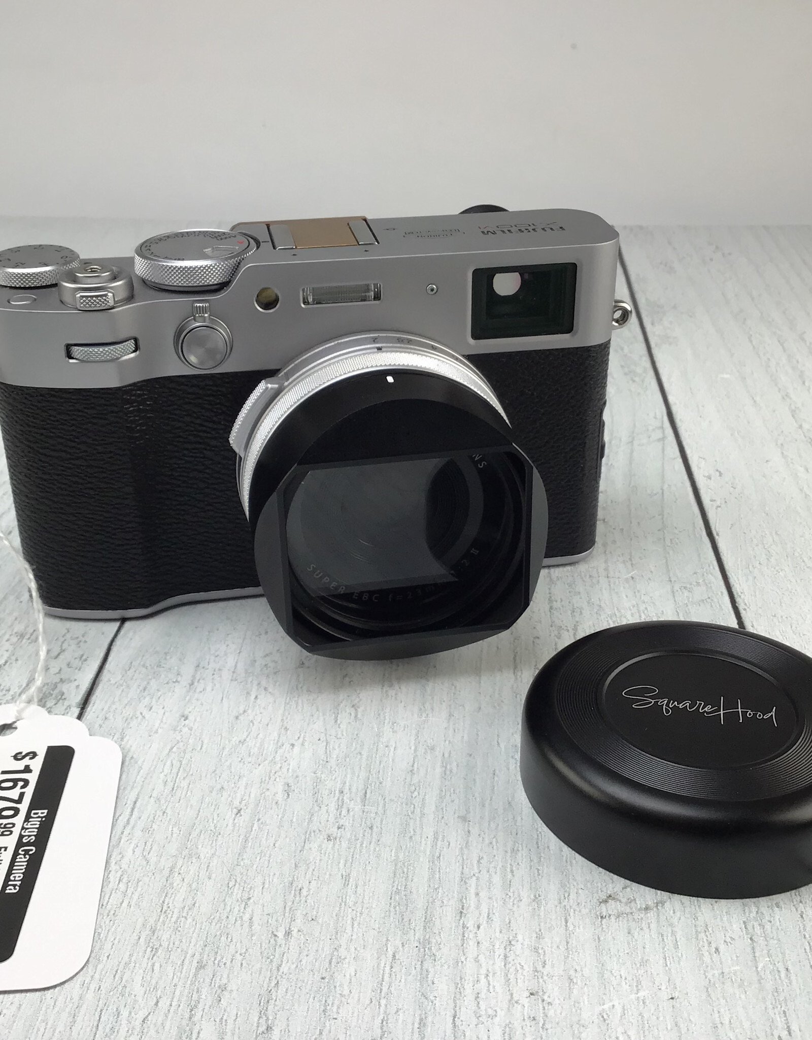 FUJI Fuji X100VI Silver Camera Used Good