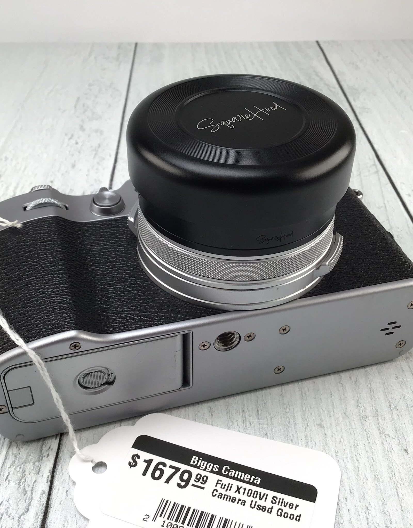 FUJI Fuji X100VI Silver Camera Used Good