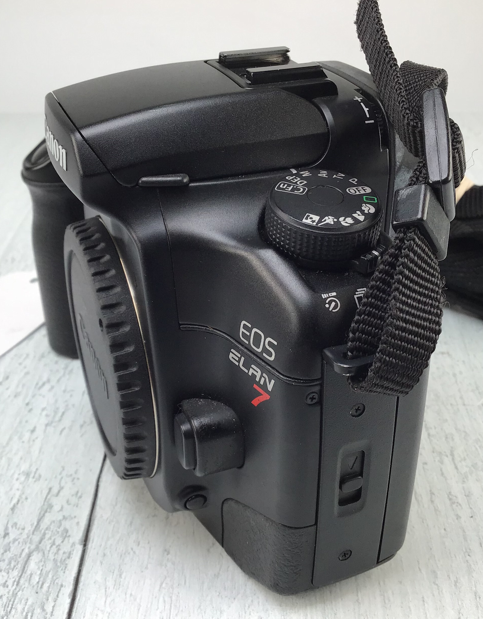 CANON Canon EOS Elan 7 Camera Sticky Grip Used BGN