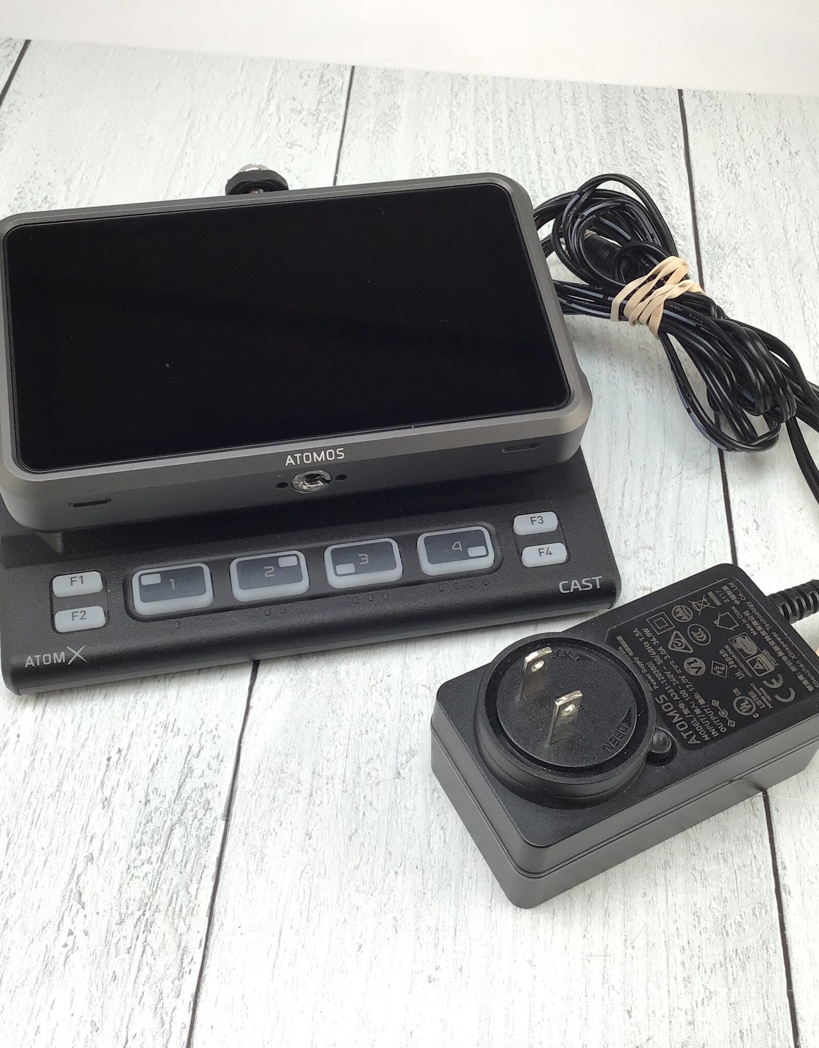 ATOMOS Atomos Ninja V w/ Atom X Cast Used Good