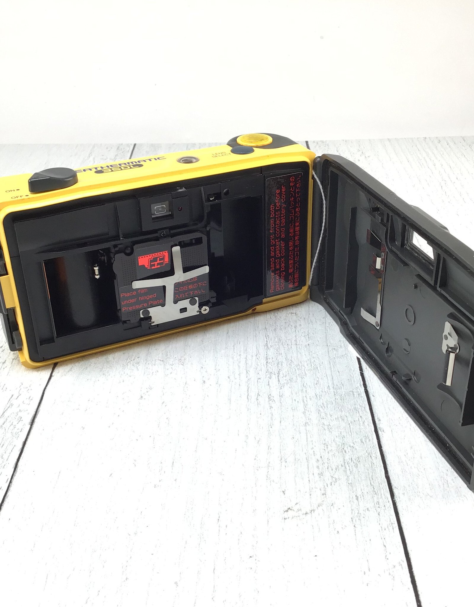 Minolta Minolta Weathermatic 35DL Camera Used Good