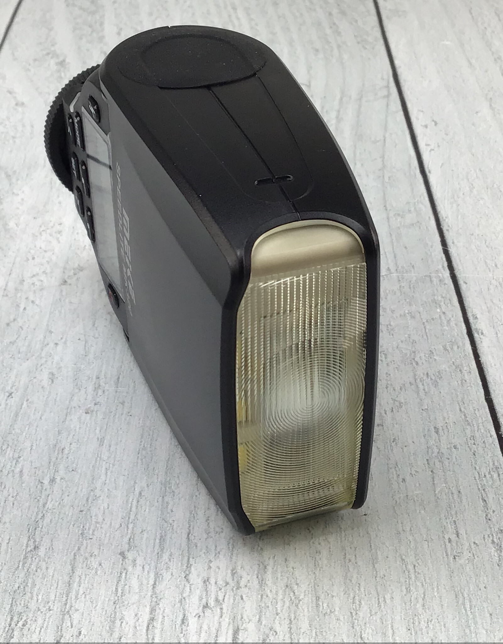 Meike Meike Speedlite MK320 Flash for Canon Used Good