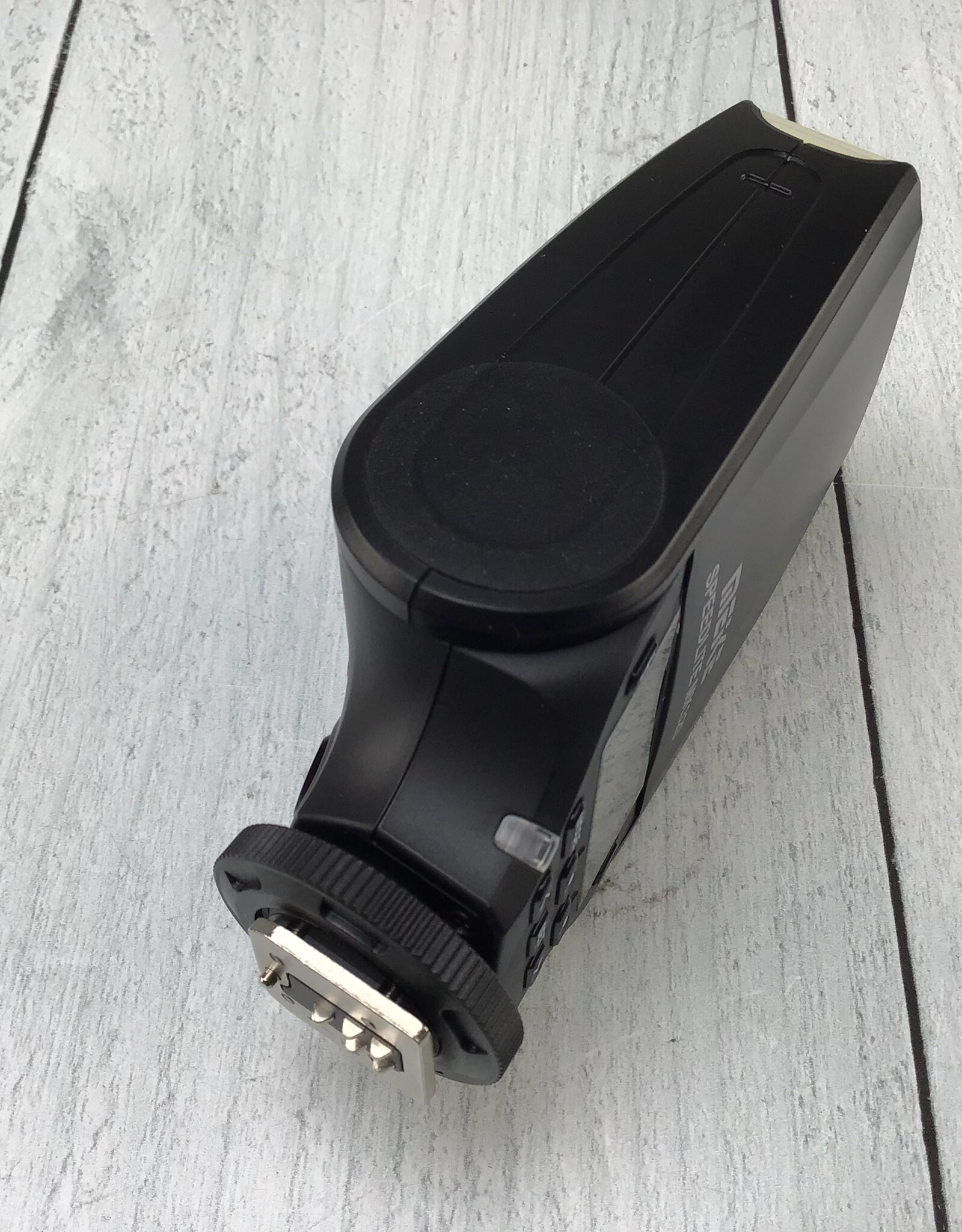 Meike Meike Speedlite MK320 Flash for Canon Used Good