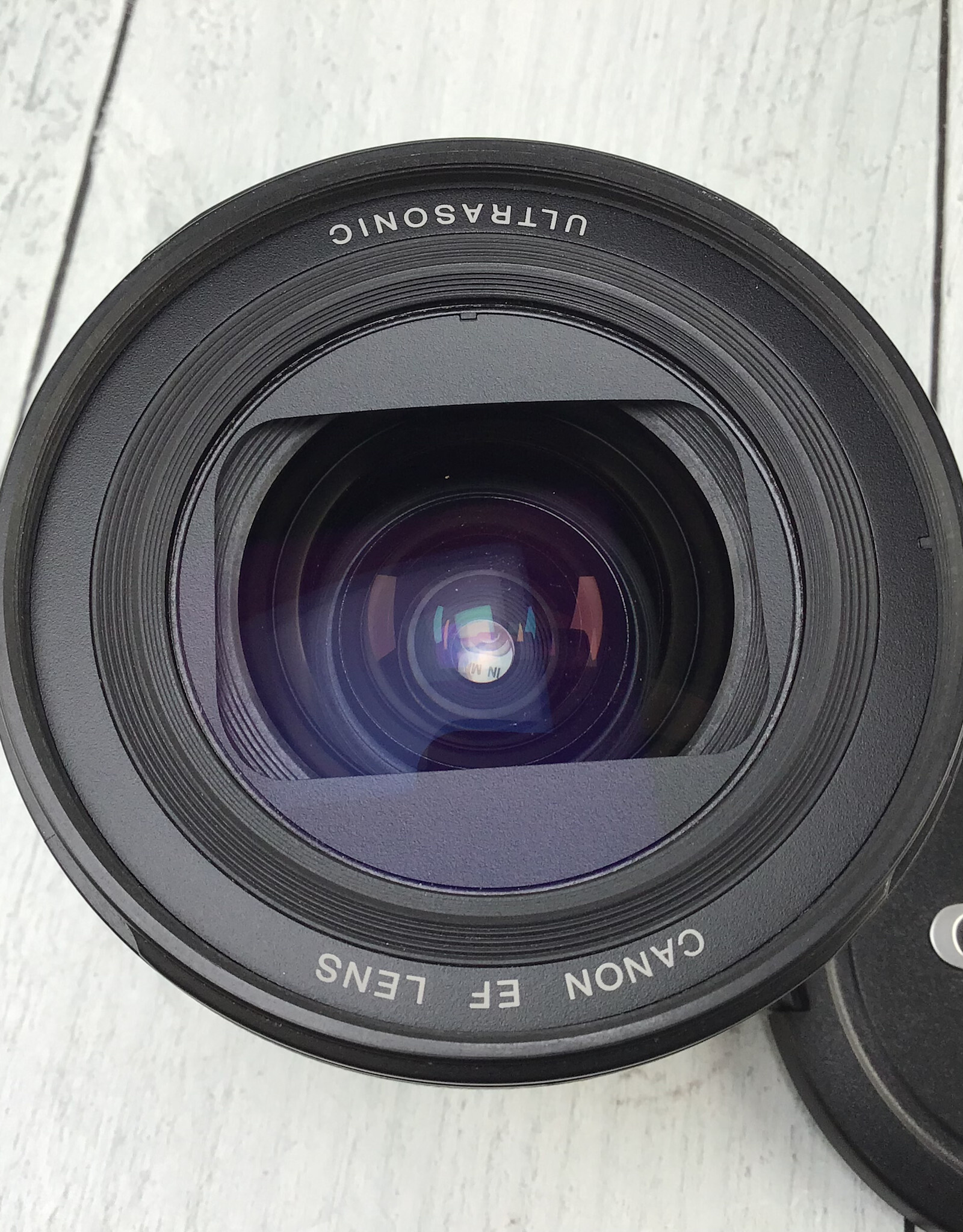 CANON Canon EF 20-35mm f3.5-4.5 USM Lens Focus Ring Sticky Used BGN