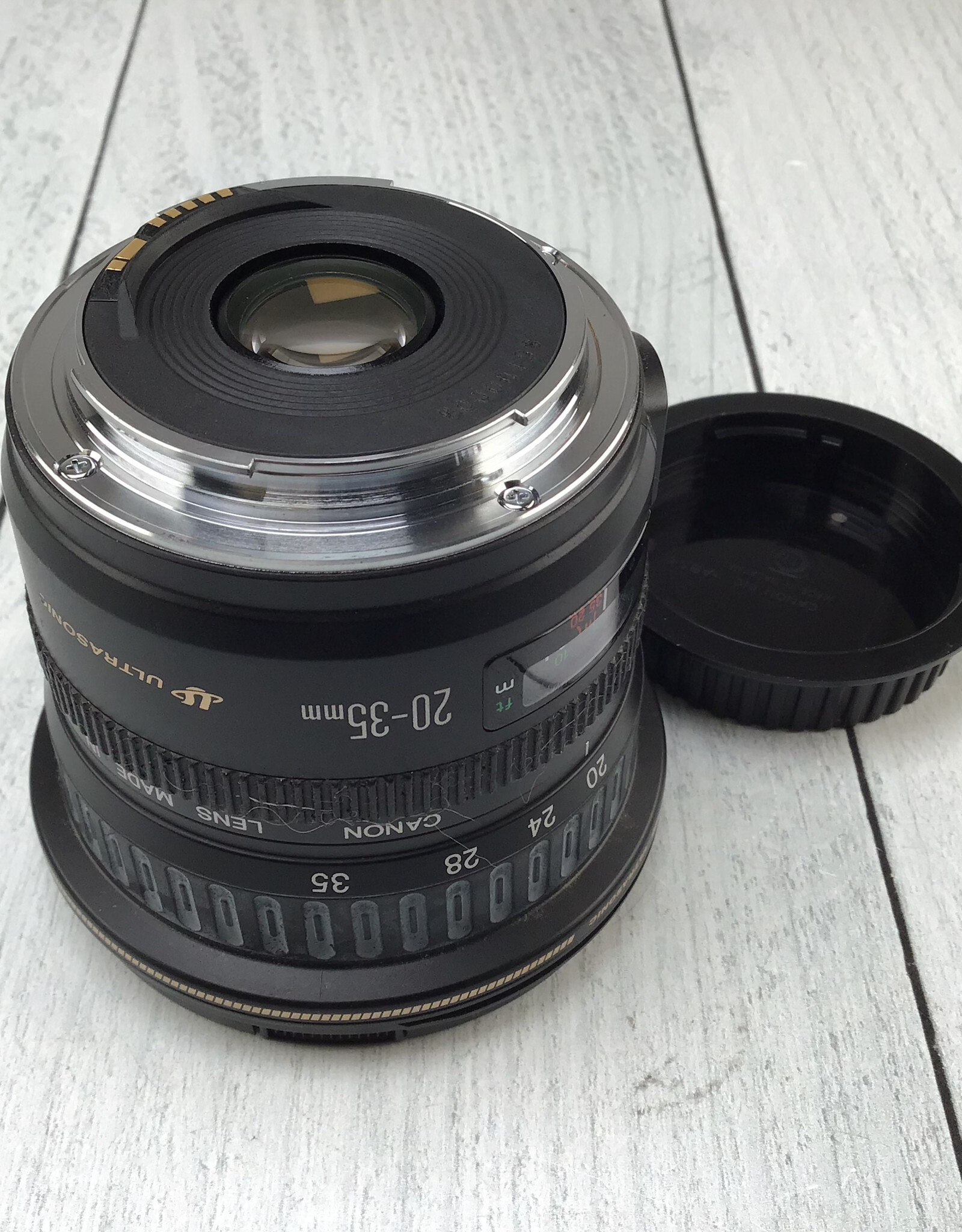 CANON Canon EF 20-35mm f3.5-4.5 USM Lens Focus Ring Sticky Used BGN