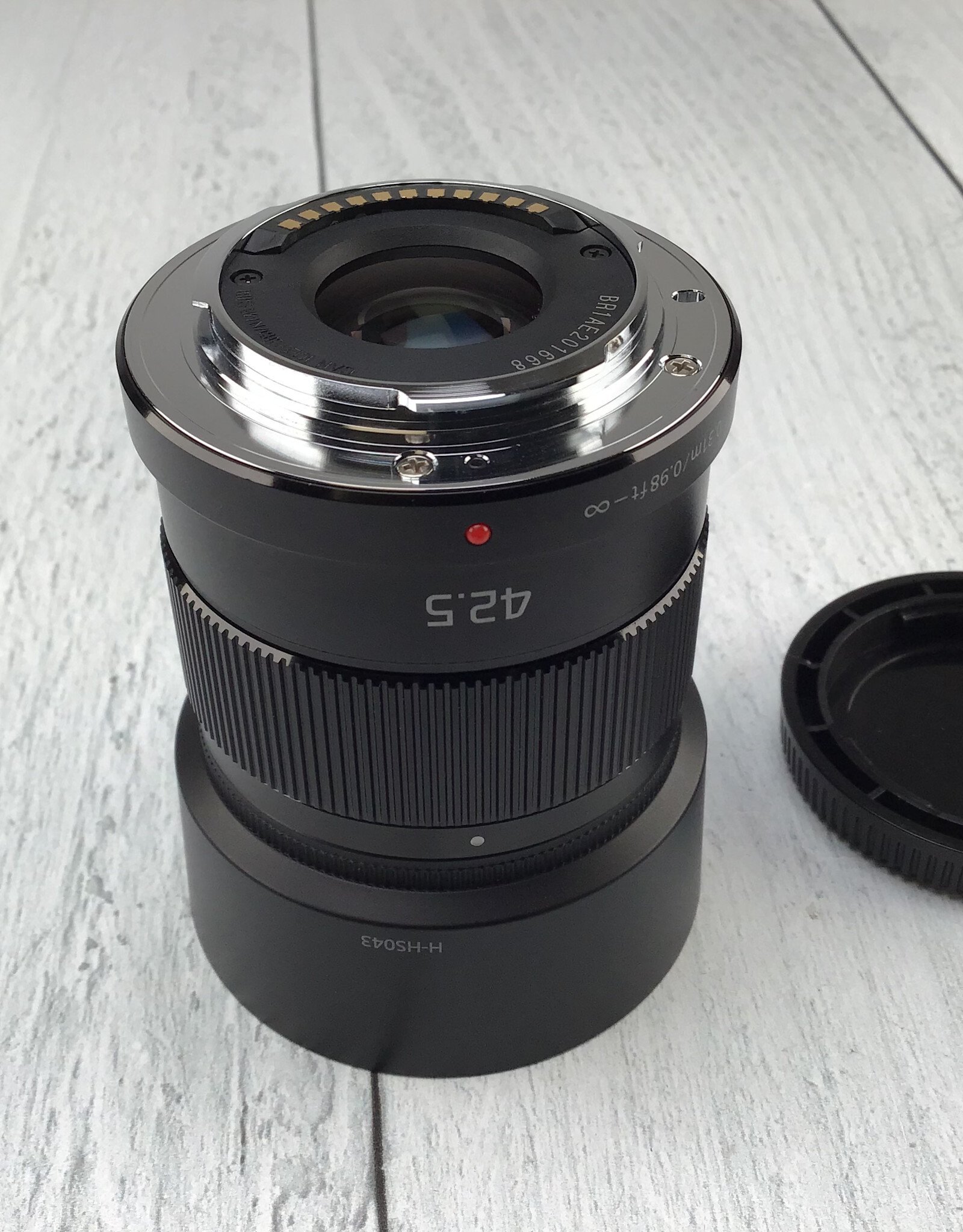 PANASONIC Panasonic LUMIX 42.5 F1.7 ASPH  Lens Used Good