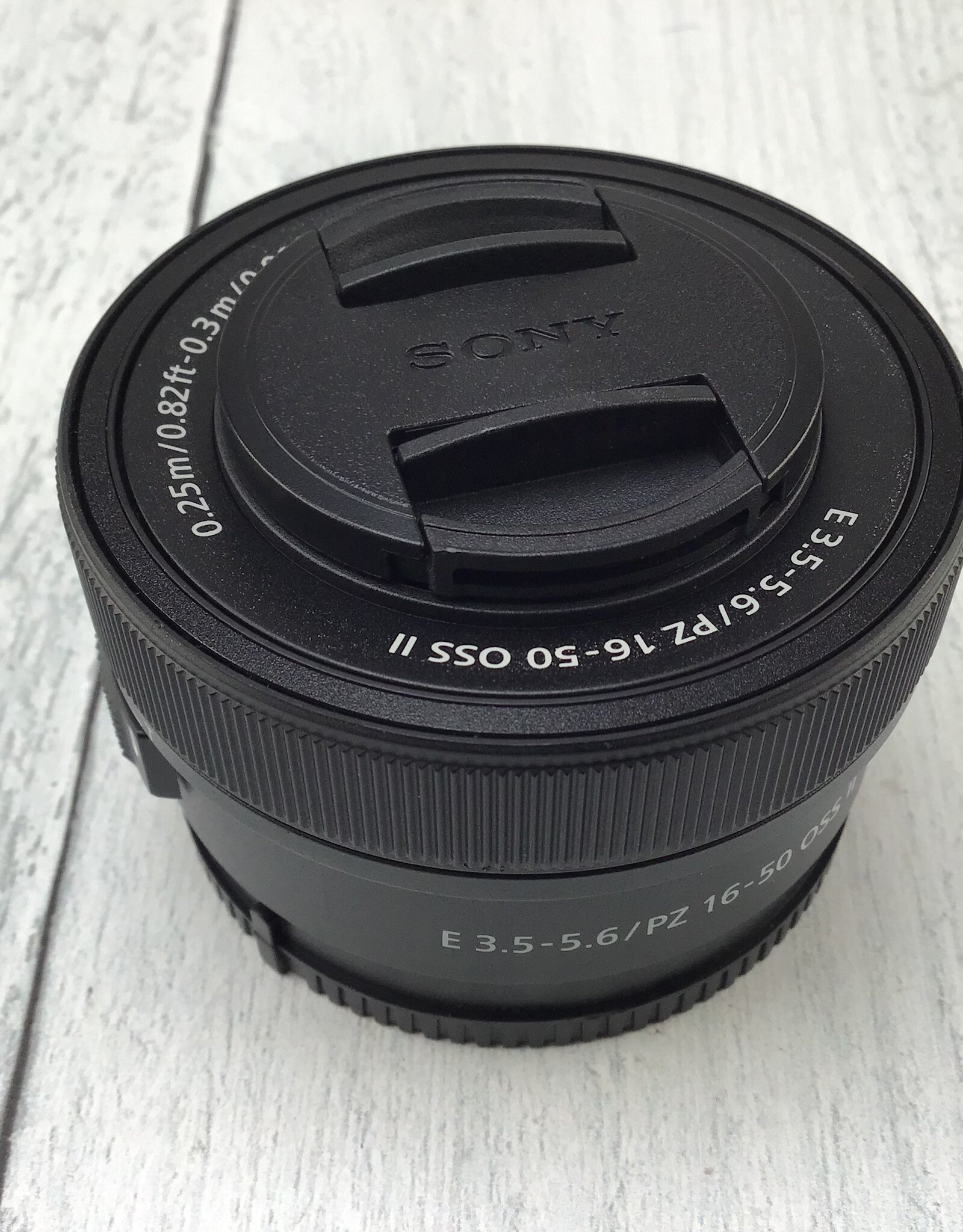 SONY Sony E 16-50mm f3.5-5.6 OSS II Lens Used Good