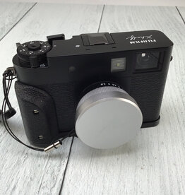 FUJI Fuji X Half Camera w/ SmallRig Grip Used Good