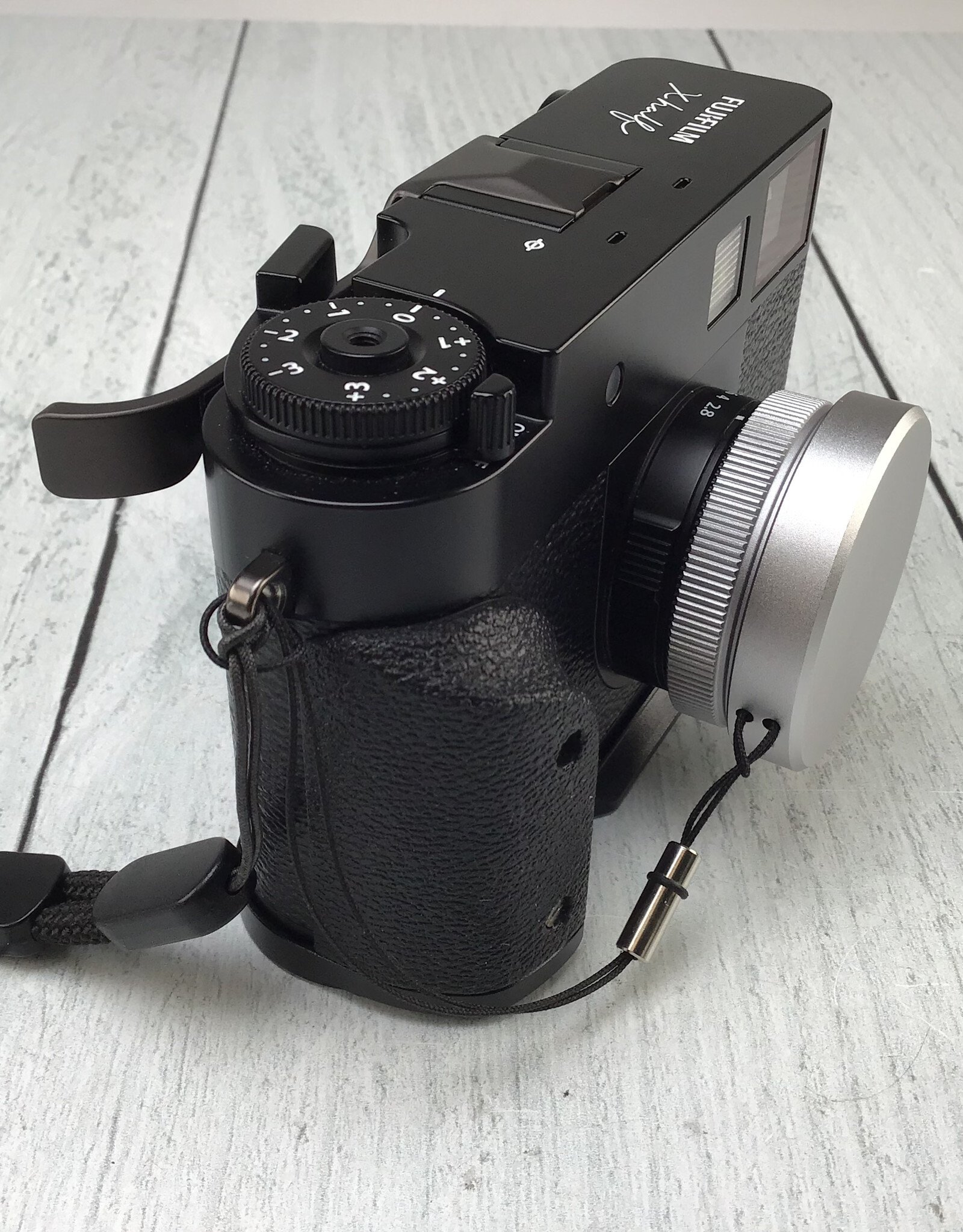 FUJI Fuji X Half Camera w/ SmallRig Grip Used Good