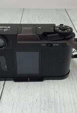 FUJI Fuji X Half Camera w/ SmallRig Grip Used Good