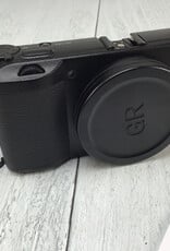 Ricoh Canon GR IIIX Camera Shutter Count 2336 Used Good